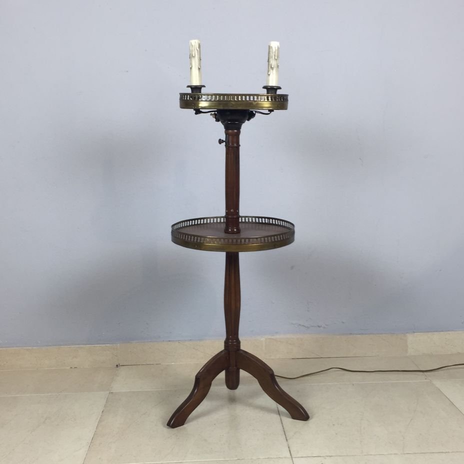 Lámpara de pie inglesa estilo Sheraton