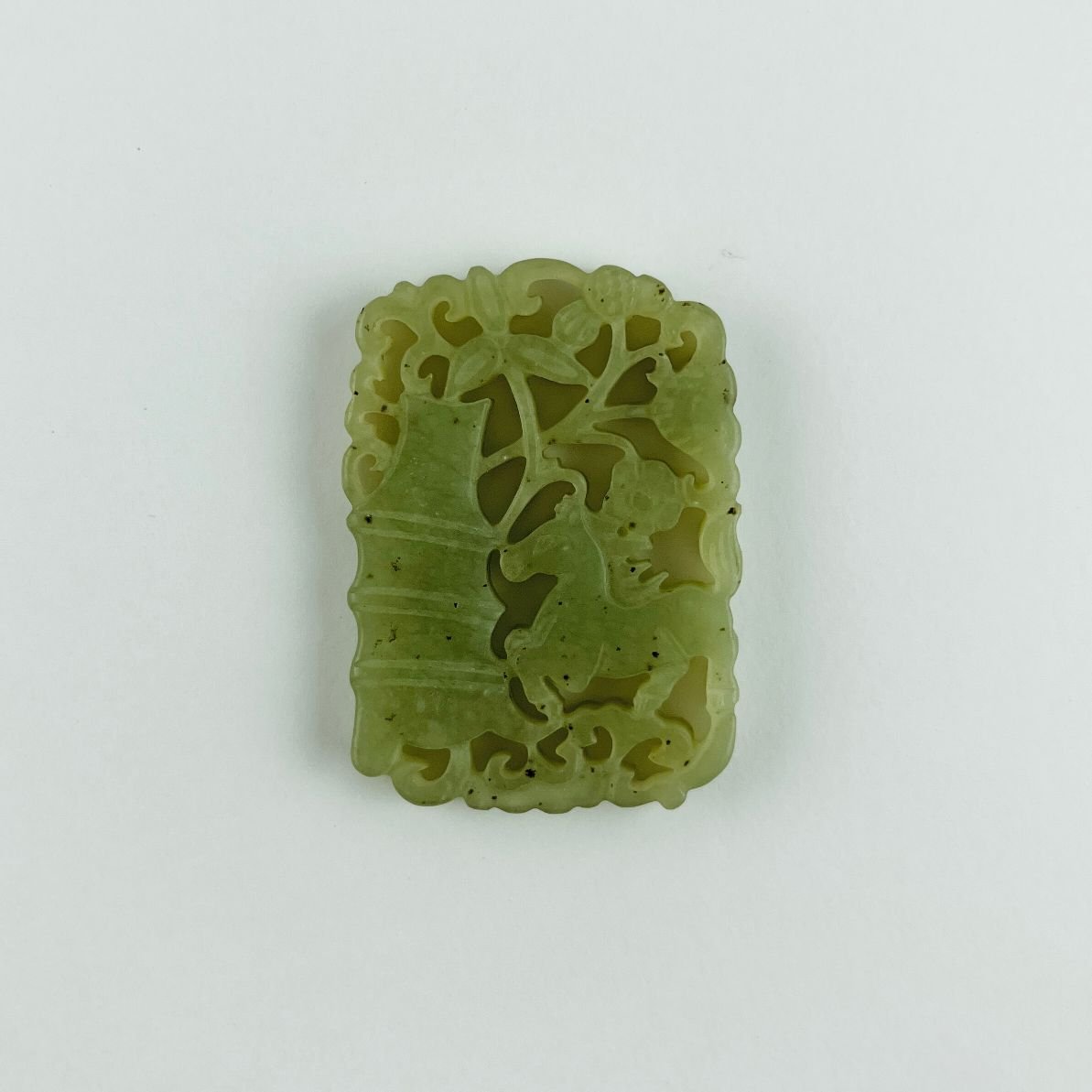 Colgante chino en jade celadón