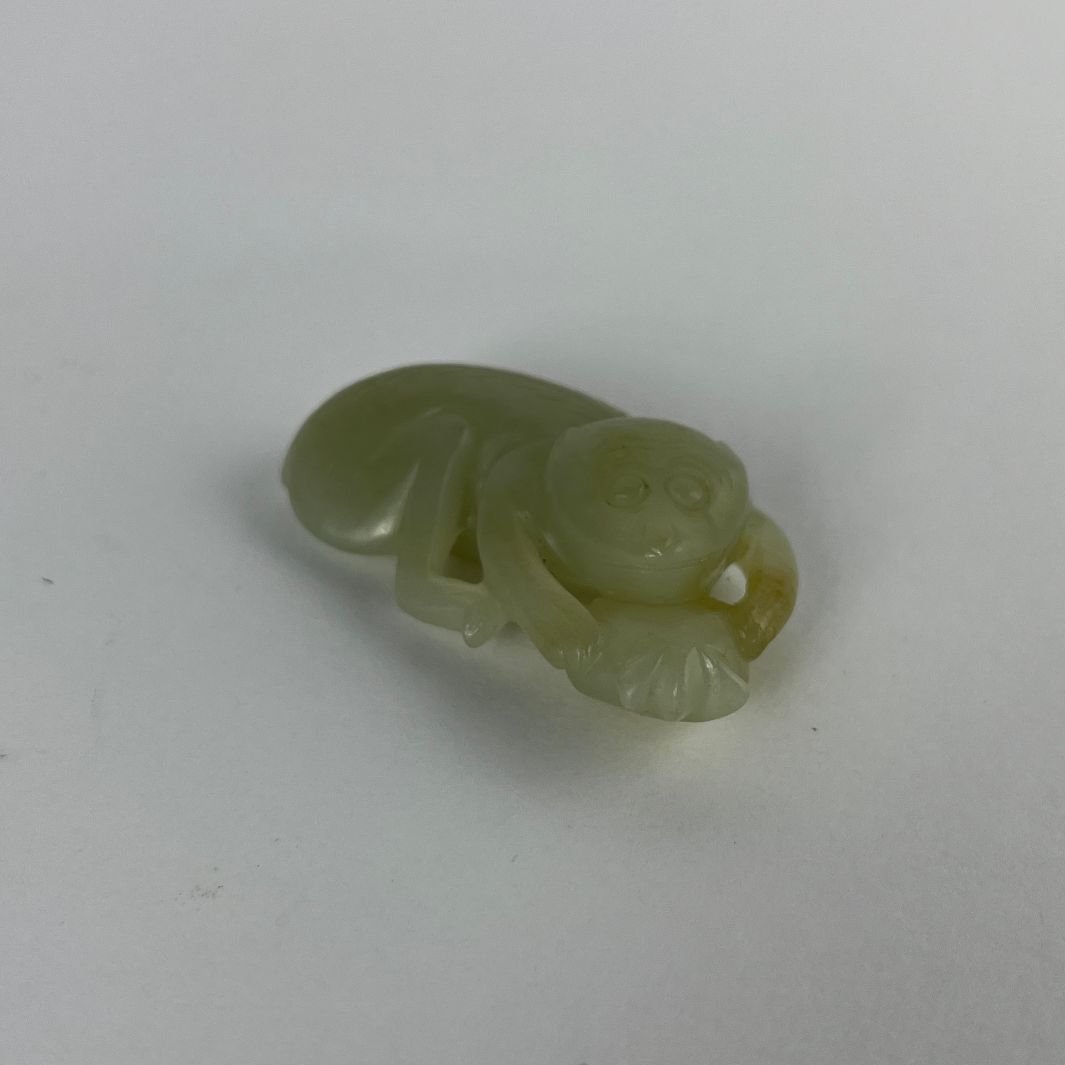 Escultura china en jade celadón