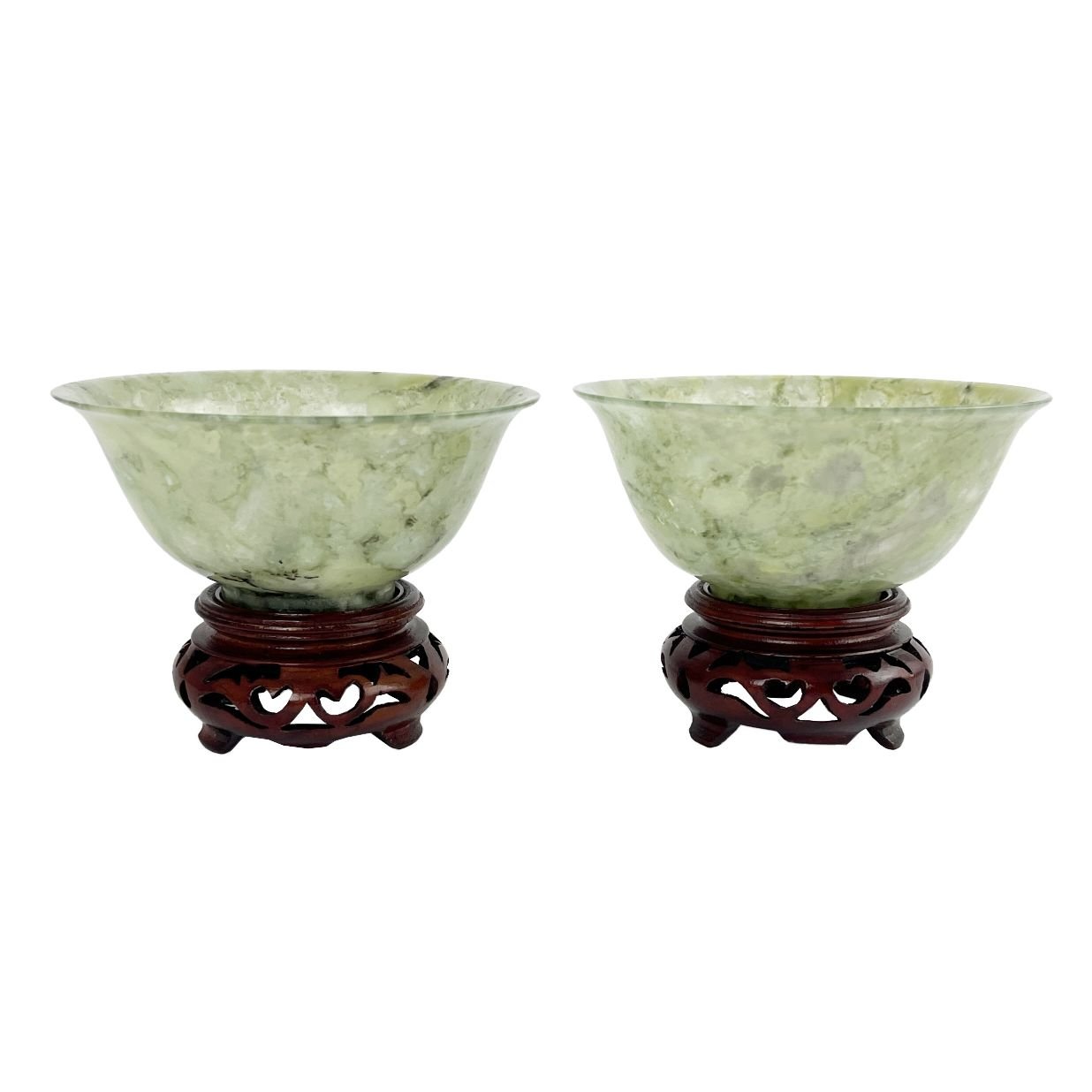 Par de tazas chinas en serpentina