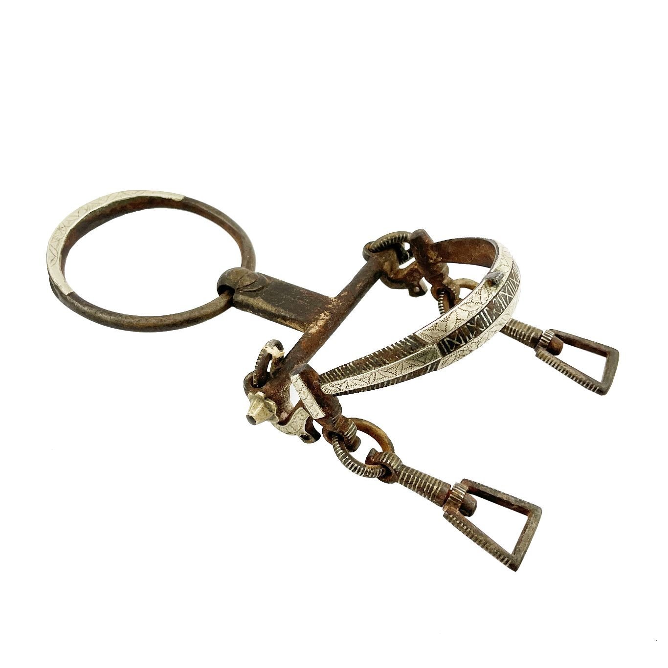 Freno araucano en hierro y plata