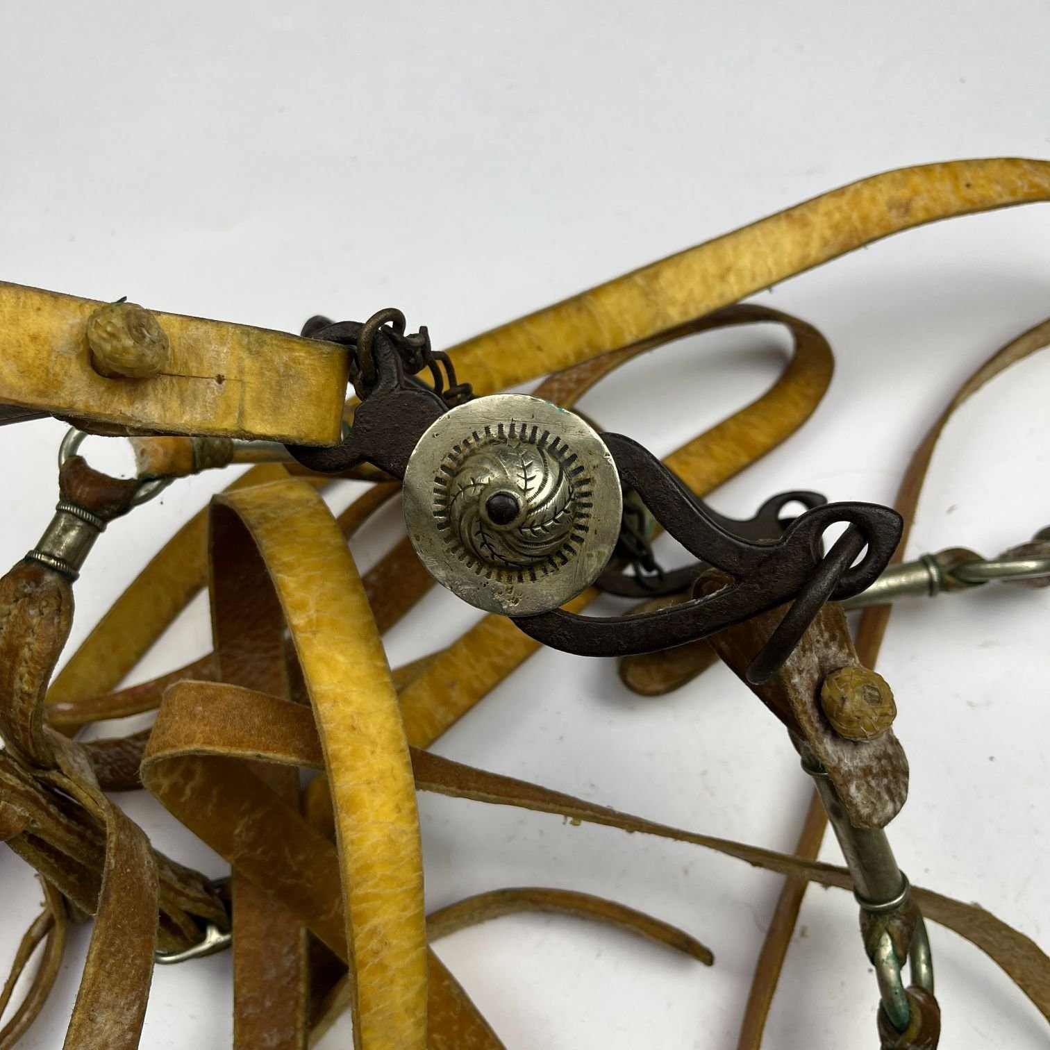 Freno en hierro, plata y metal blanco - Imagen 2