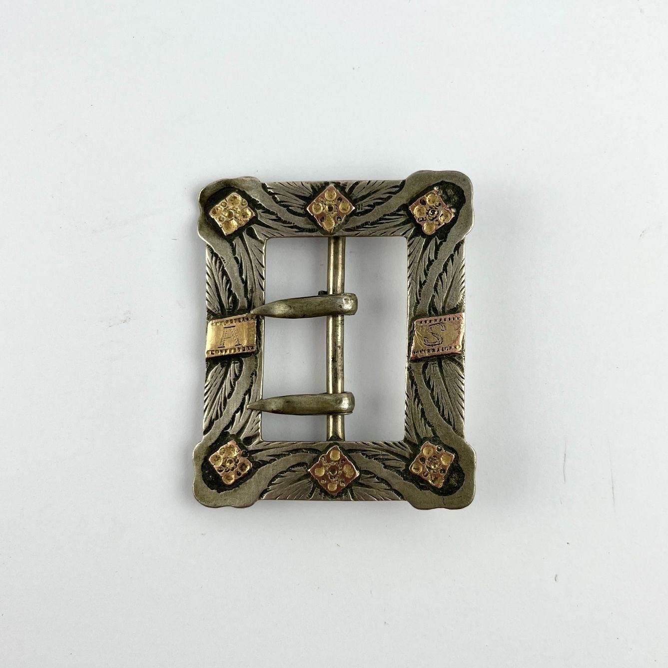 Hebilla gaucha en plata y oro