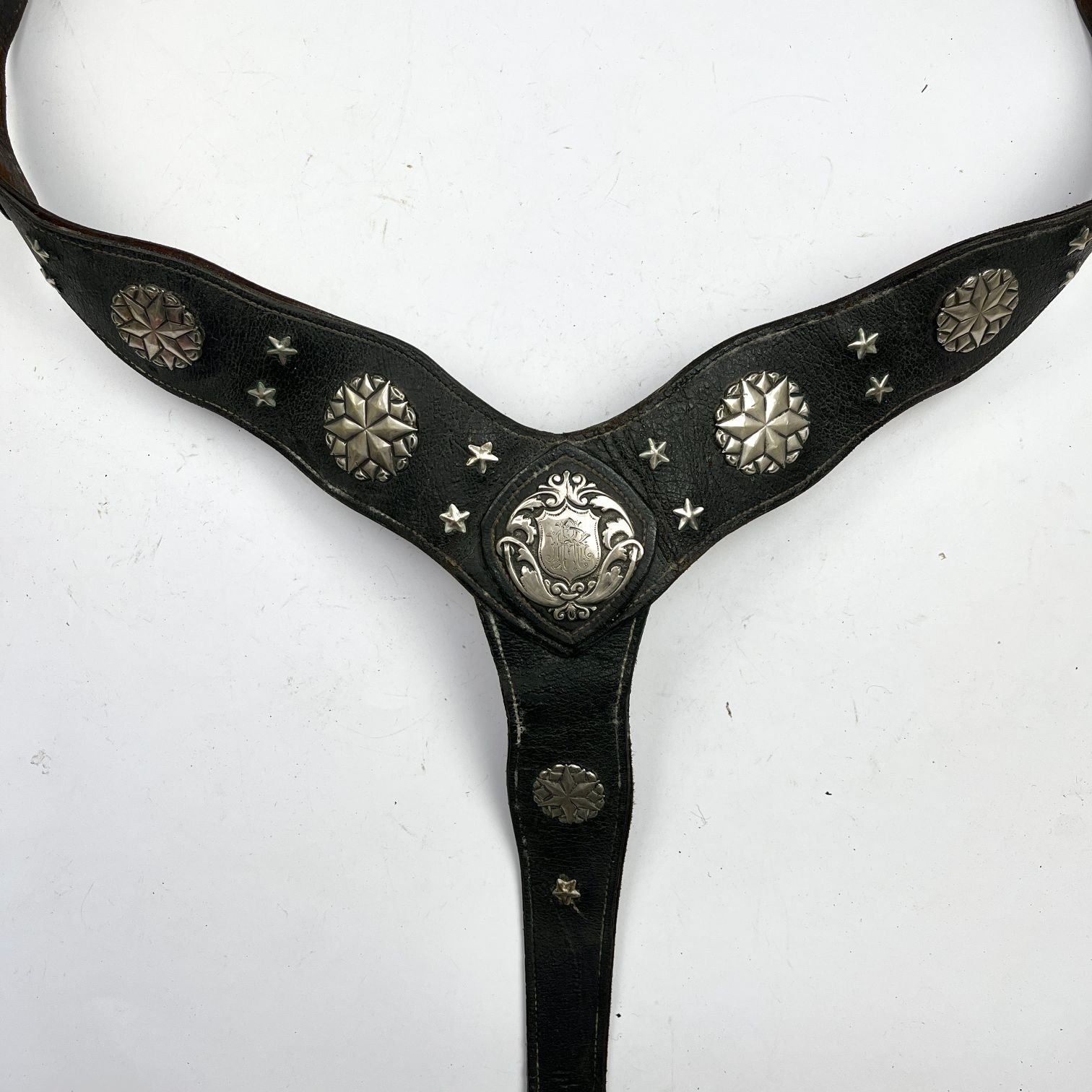 Pretal en cuero y plata