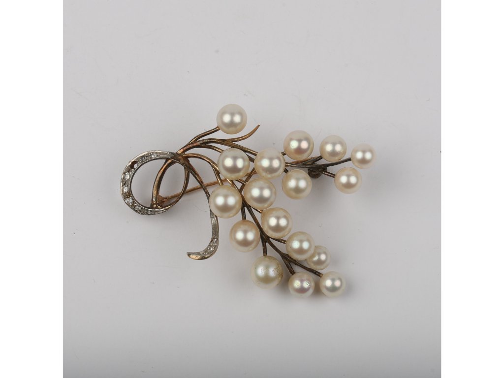 Prendedor oro, perlas y brillantes