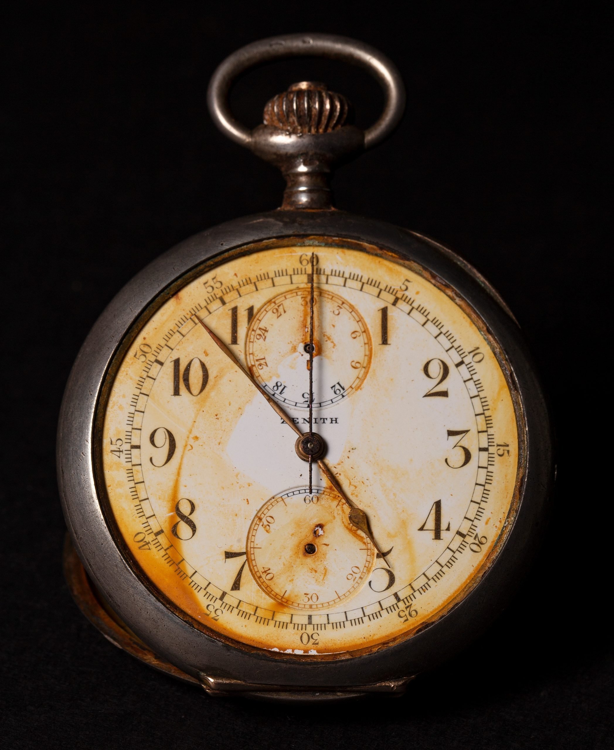 Reloj de bolsillo Zenith rescatado del naufragio del Titanic