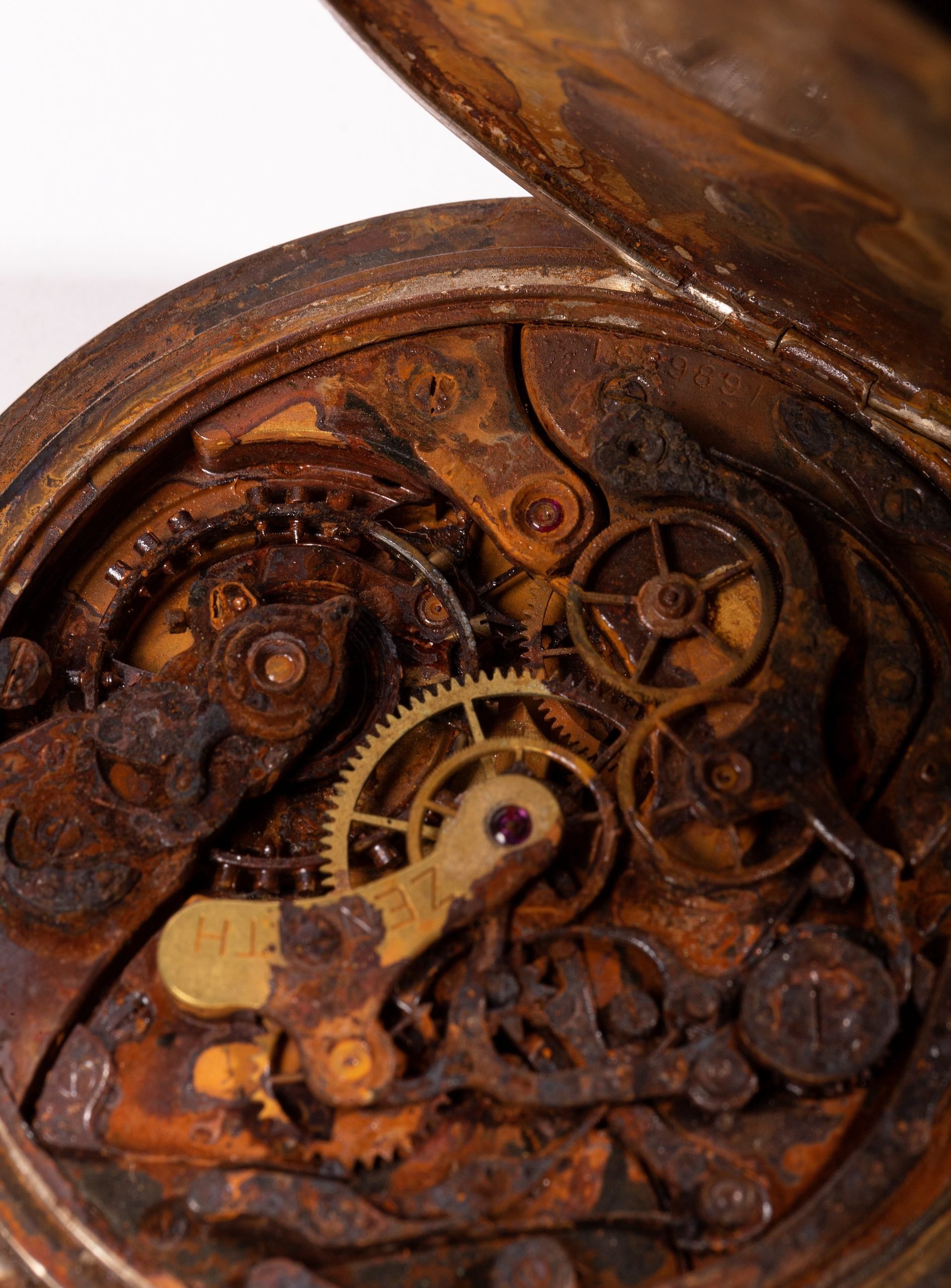 Reloj de bolsillo Zenith rescatado del naufragio del Titanic - Imagen 6