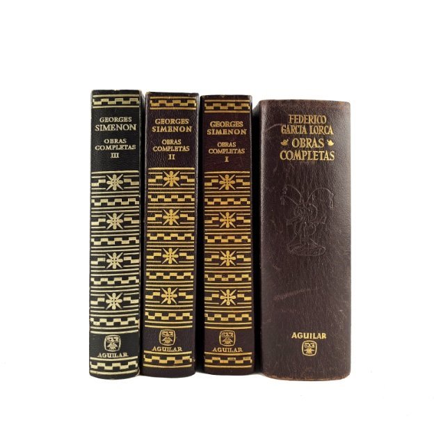 AAVV. Títulos varios. Editorial Aguilar.