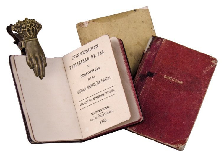 “Convención Preliminar de Paz y Constitución de la República del Uruguay”. Montevideo, 1868.
