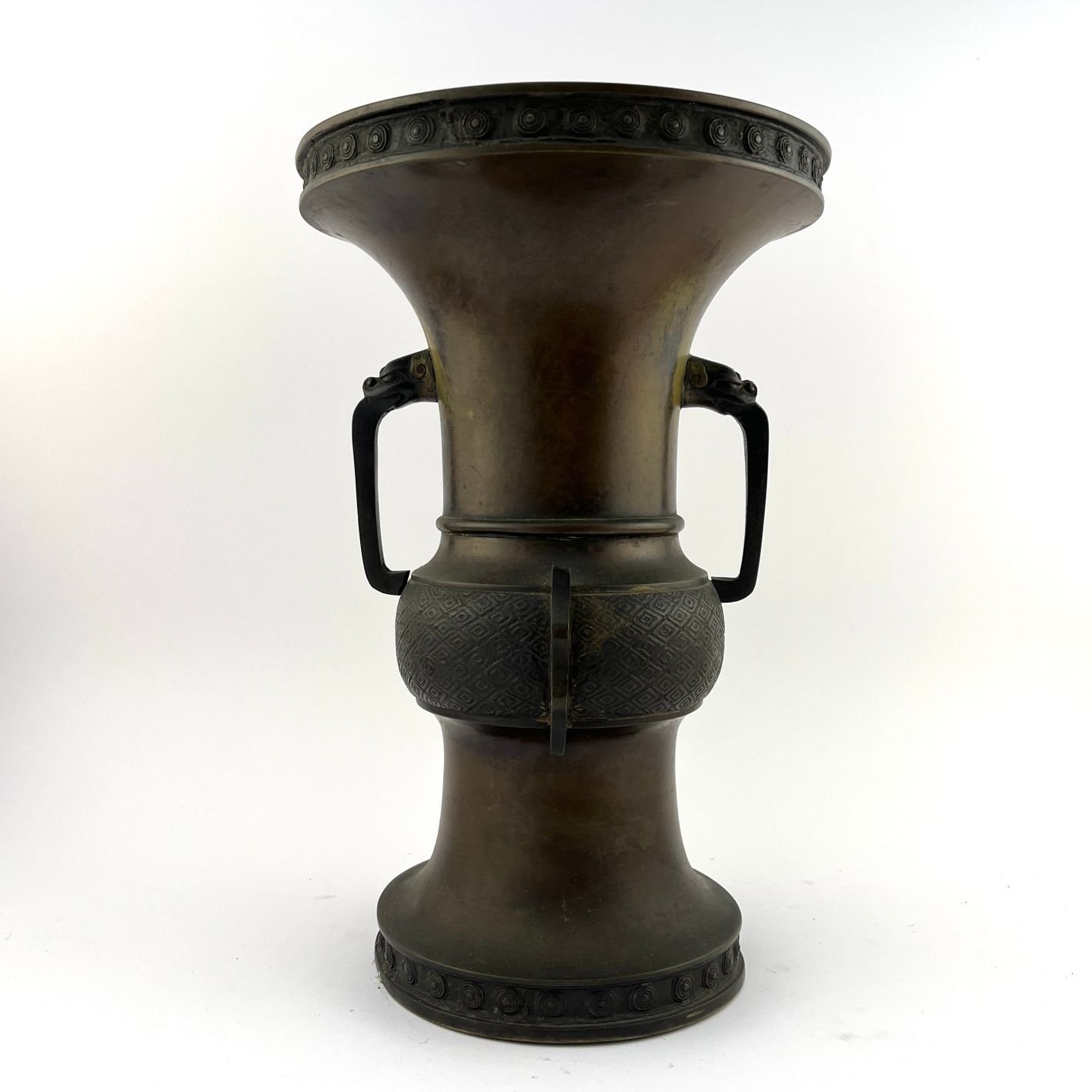 Jarrón chino en bronce