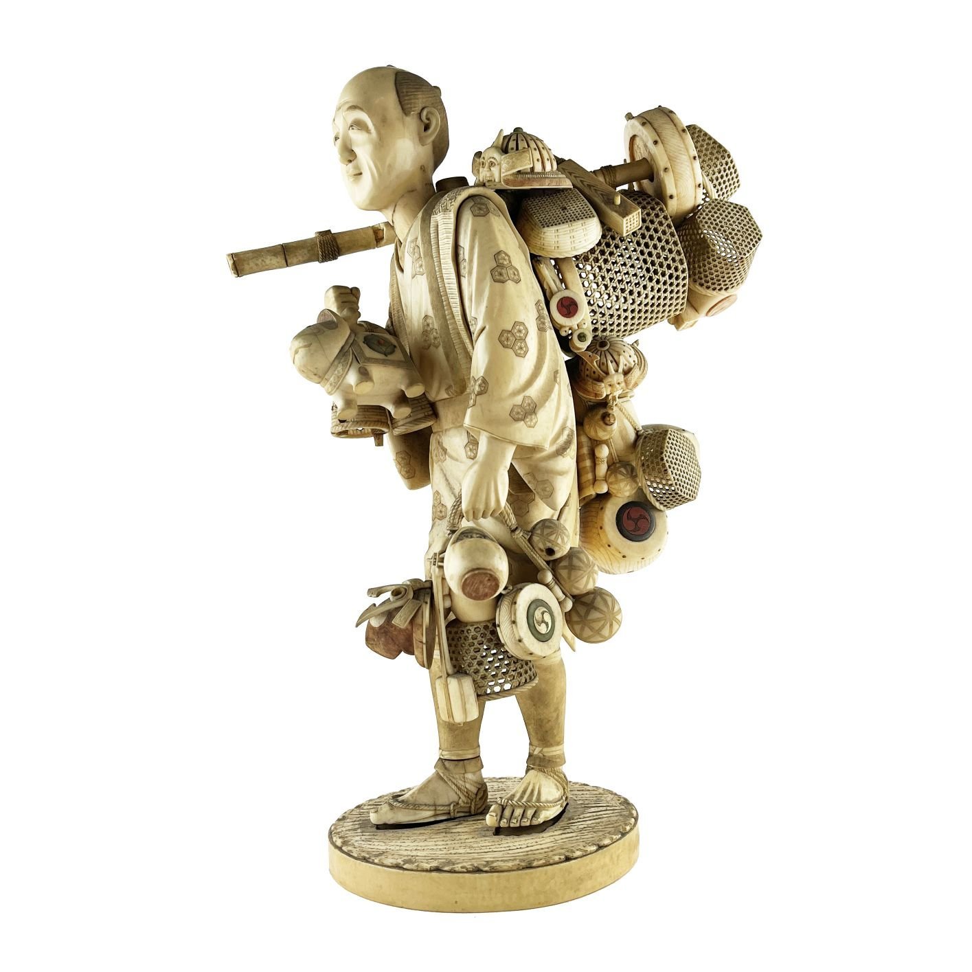 Escultura japonesa okimono