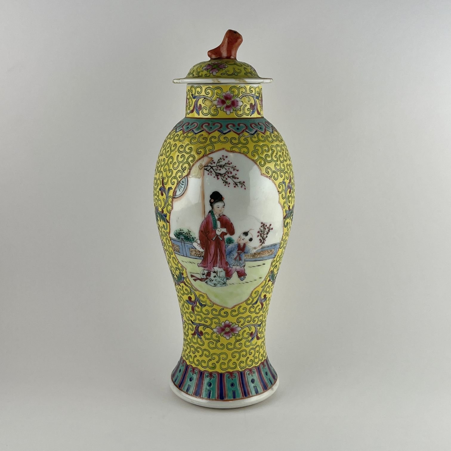 Jarrón chino en porcelana