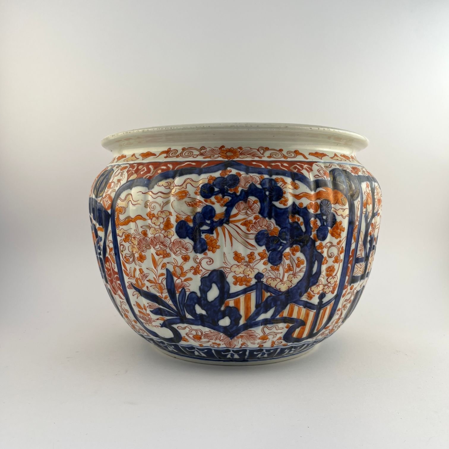 Macetero japonés en porcelana