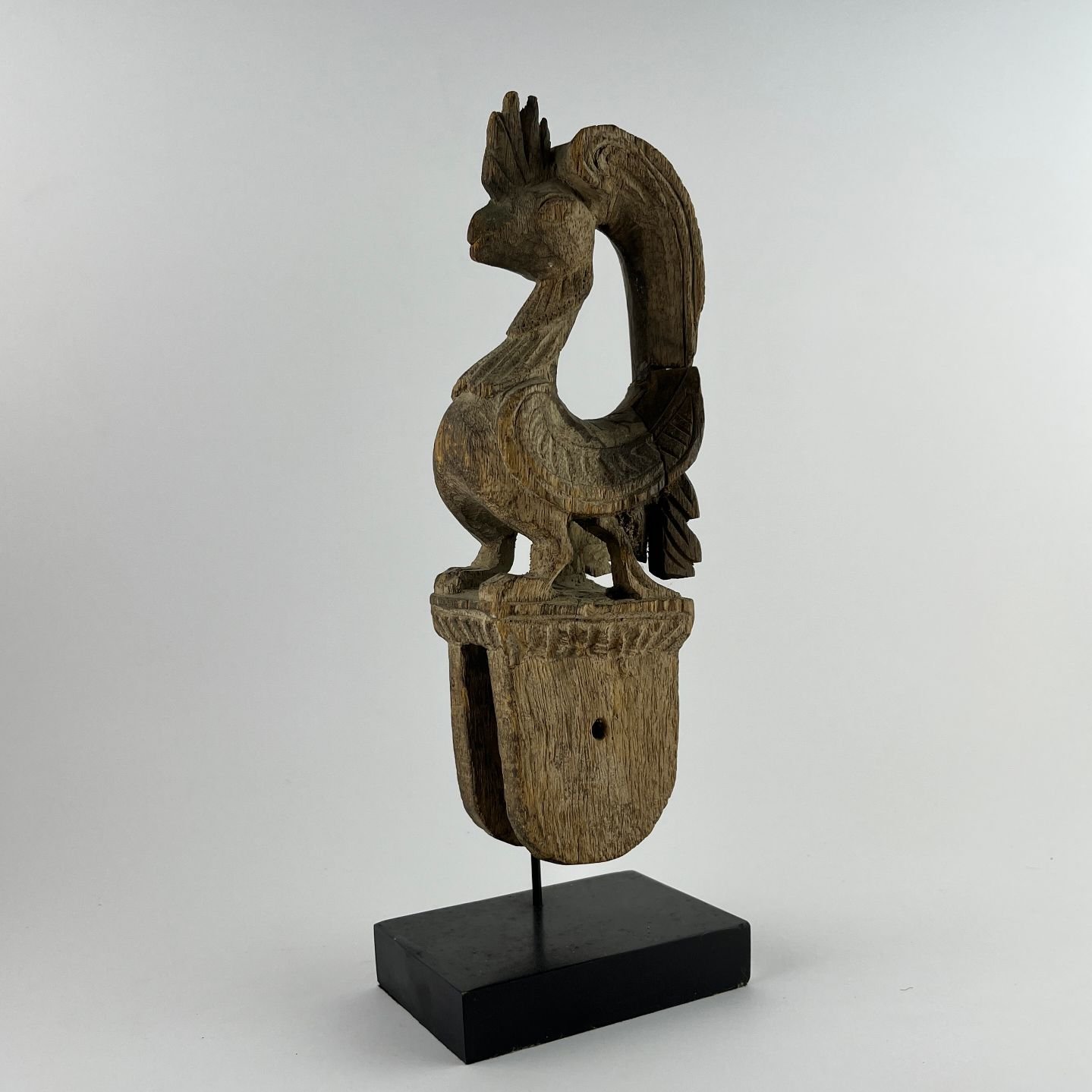 Escultura birmana en madera