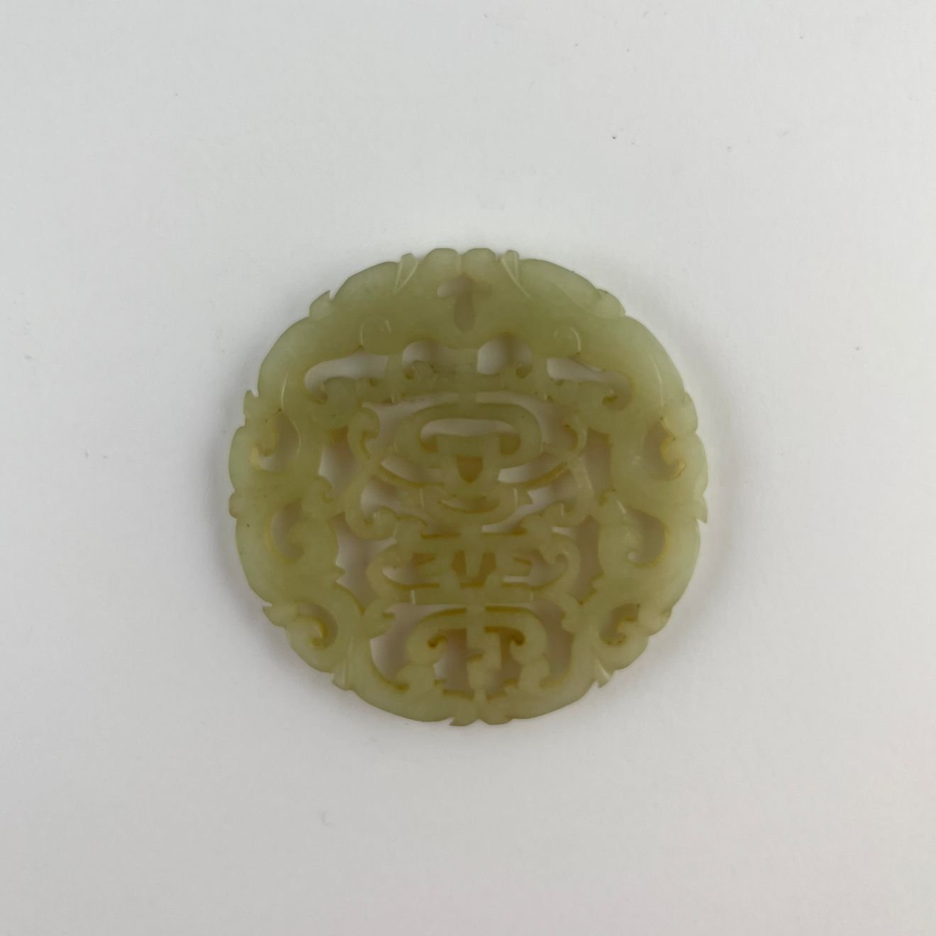 Colgante chino en jade celadón