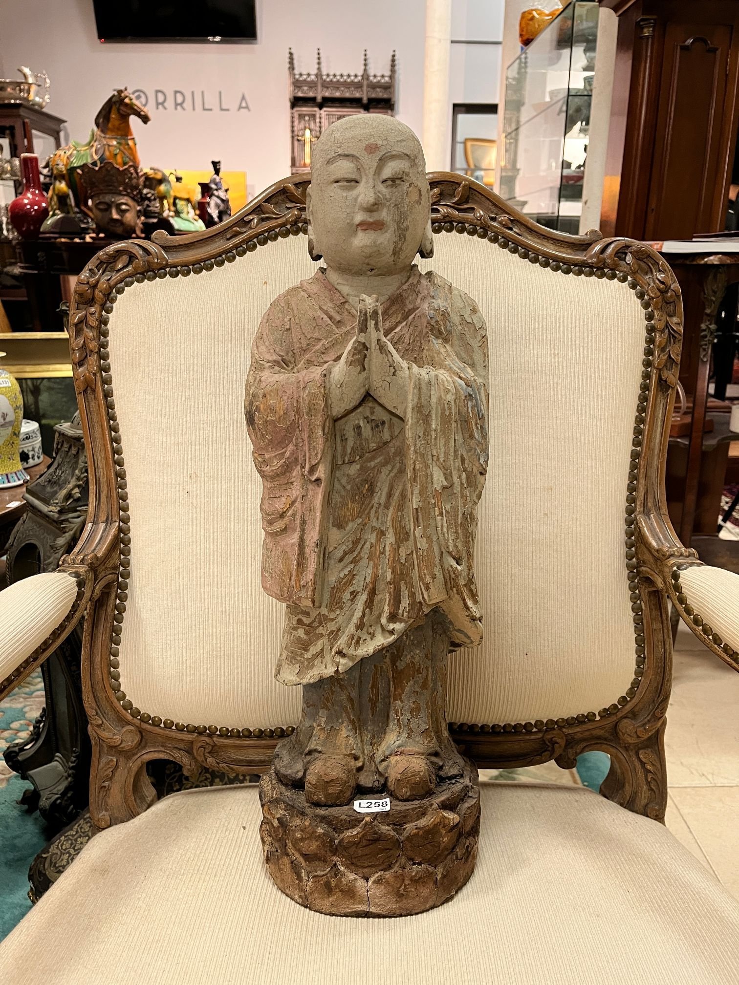 Escultura china en madera