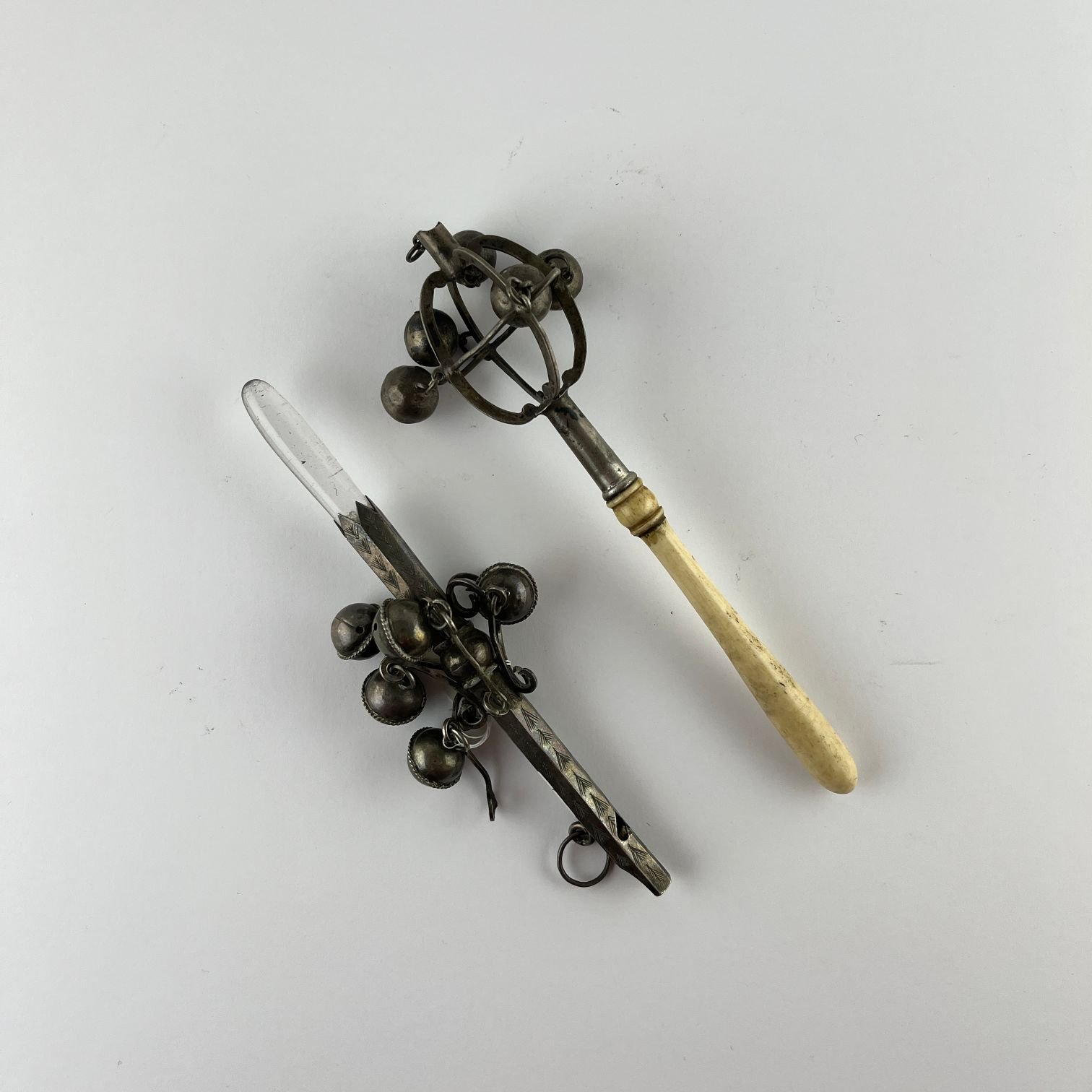 Dos sonajeros s. XIX