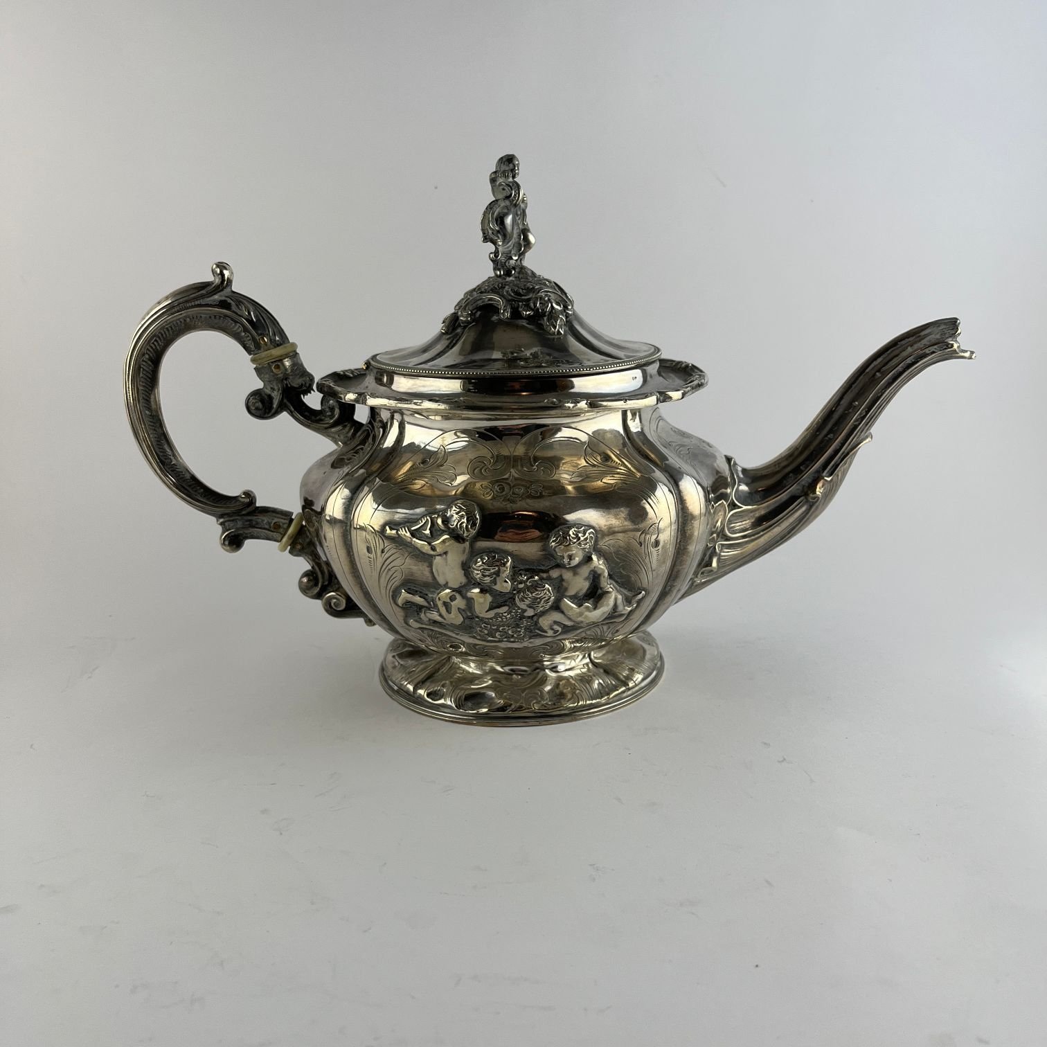 Tetera francesa en plata