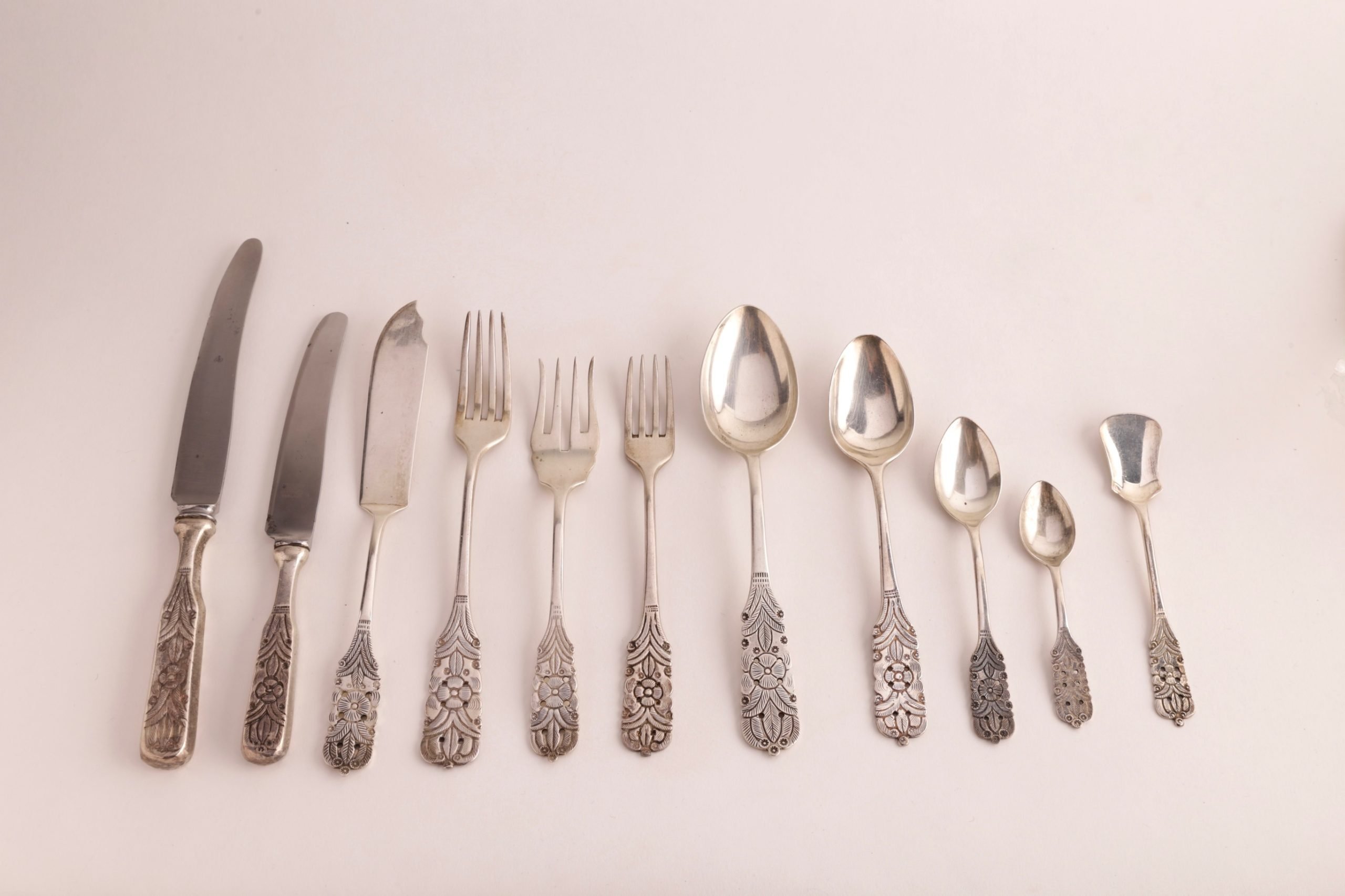 Juego de cubiertos peruano en plata