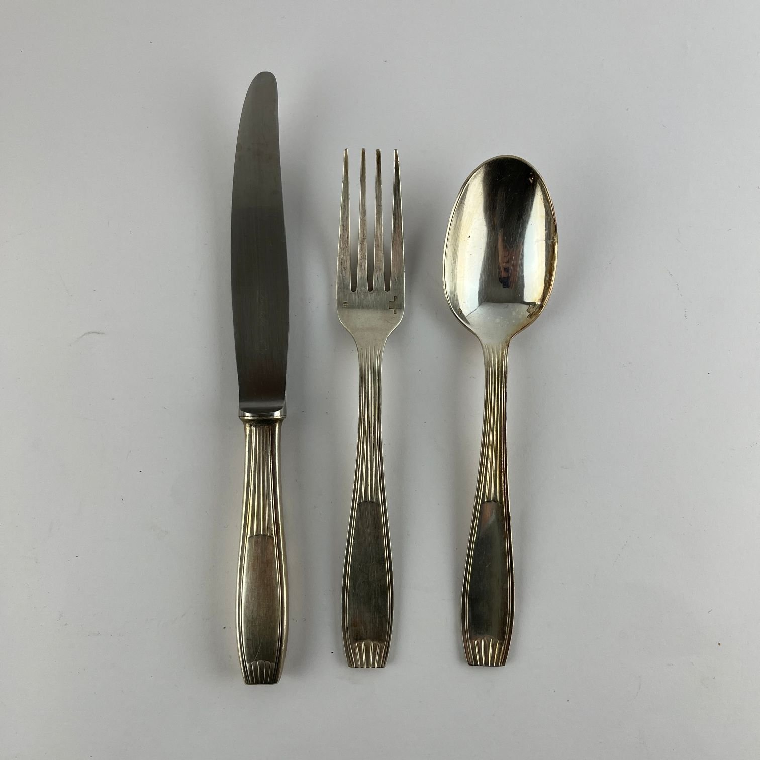 Juego de cubiertos en metal plateado Christofle