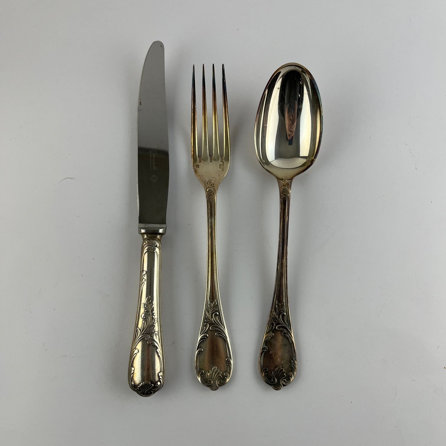 Juego de cubiertos en metal plateado Christofle