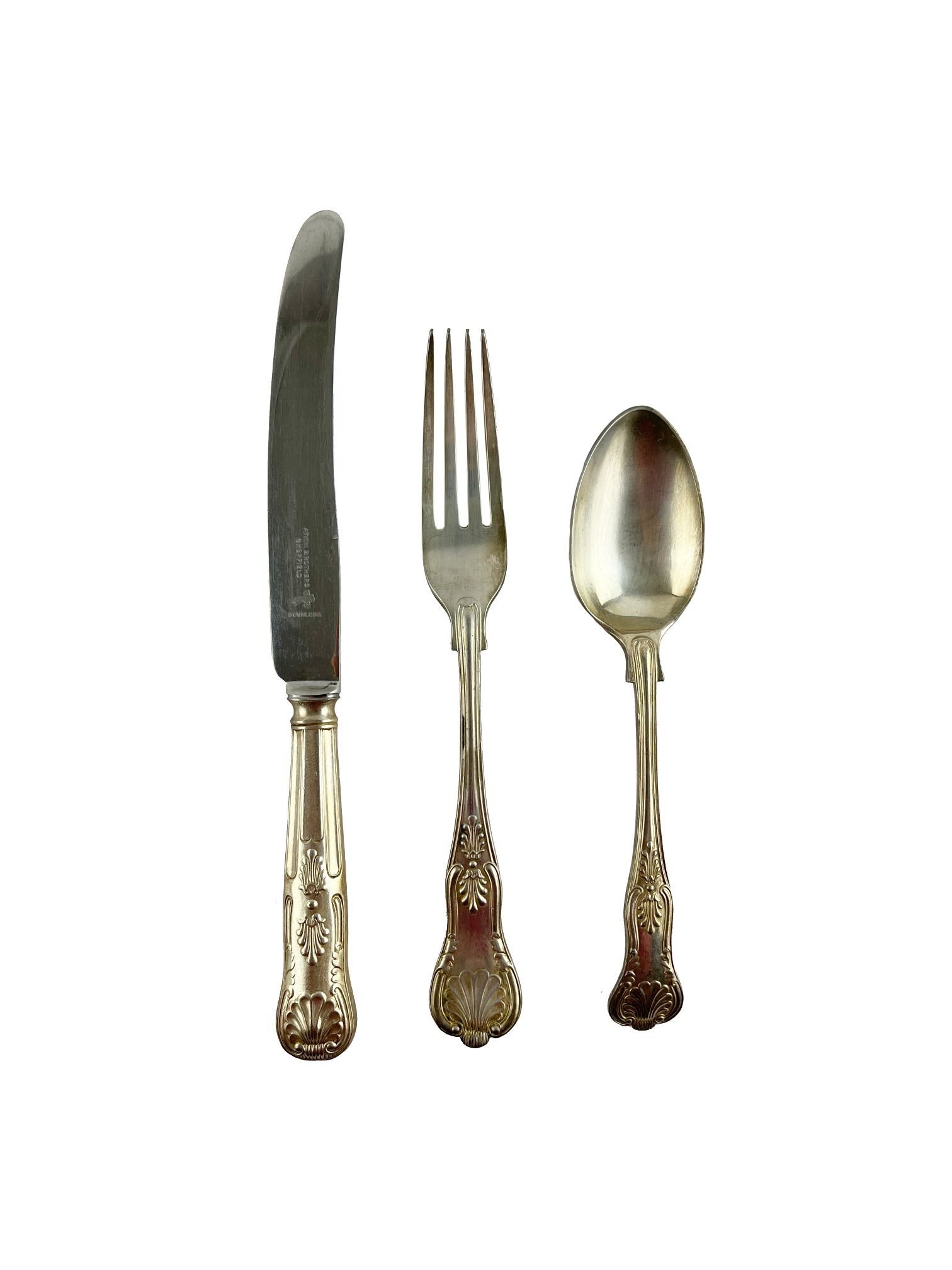 Juego de cubiertos inglés en metal plateado