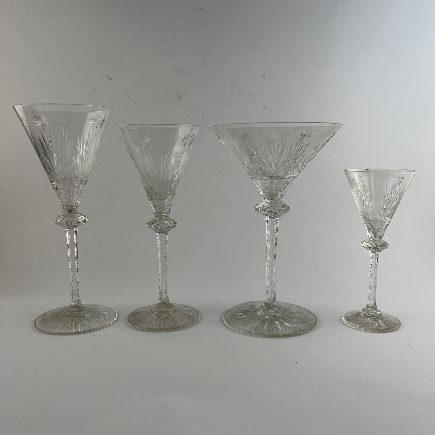 Juego de copas en cristal