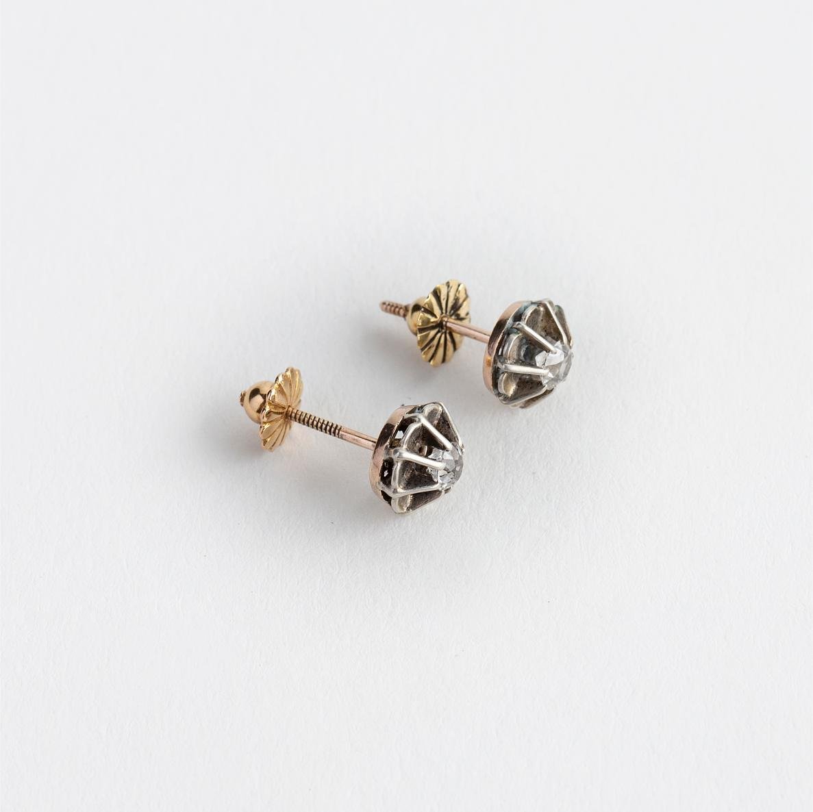 Par de tornillos oro 18 K y zirconias