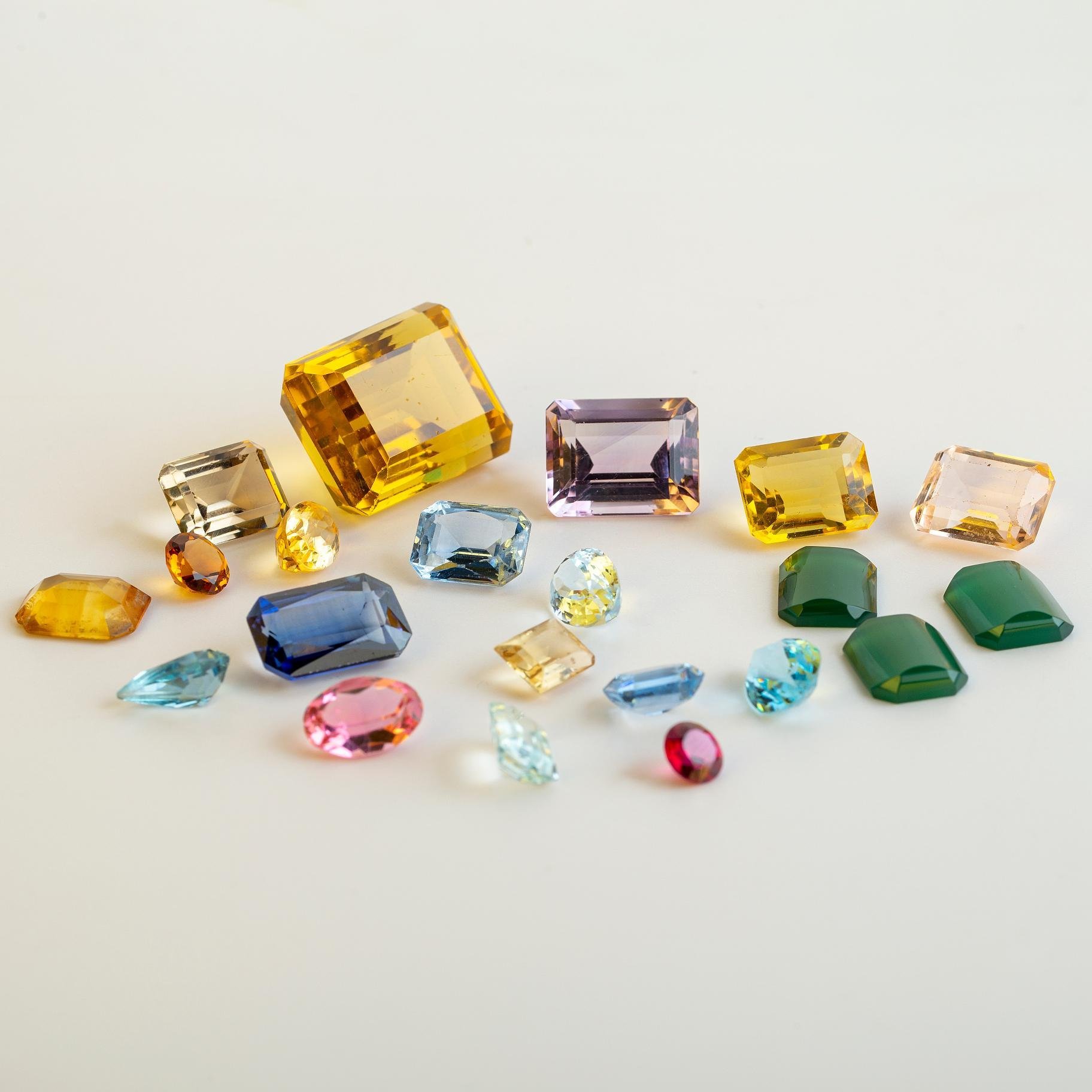 Veintún piedras colores