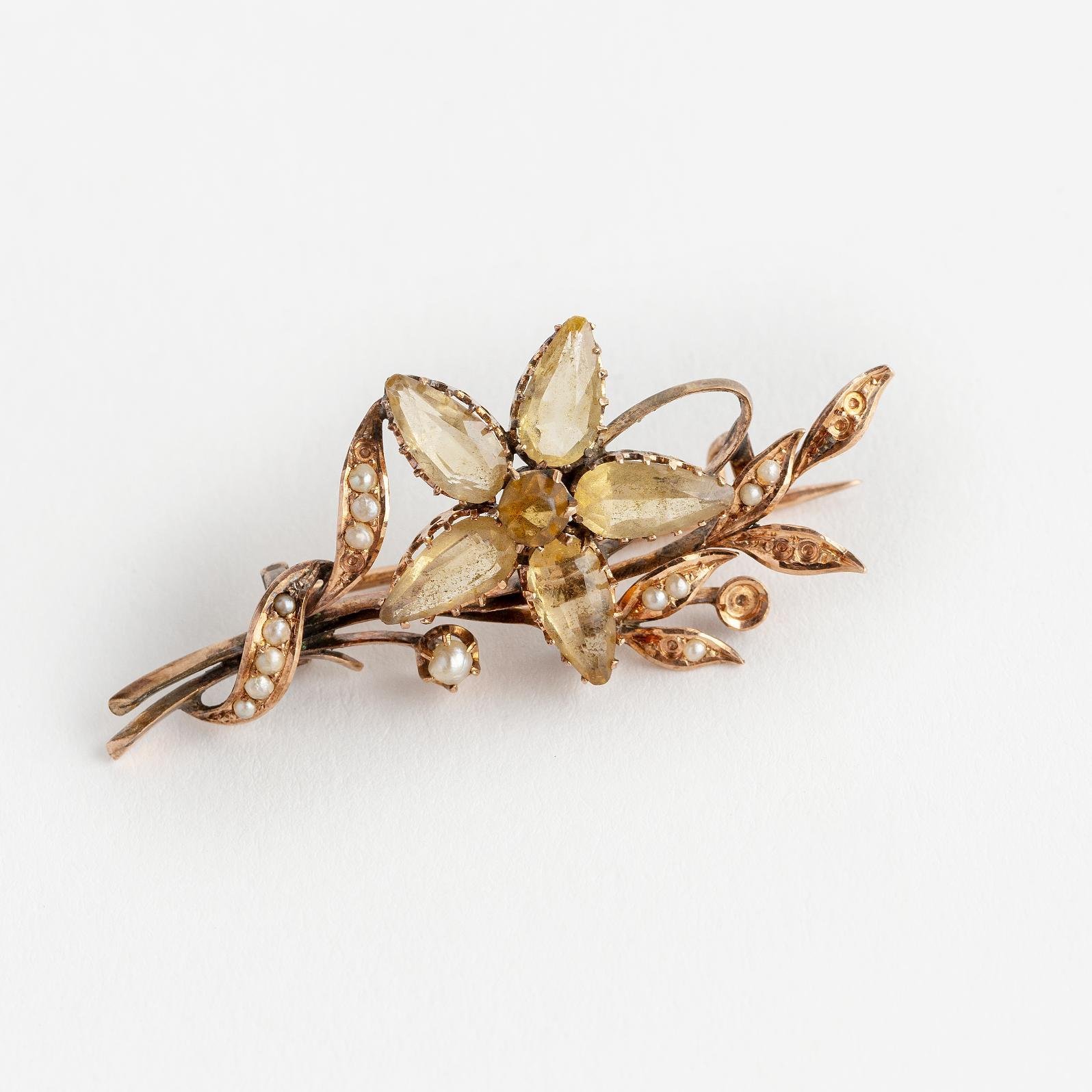 Prendedor oro, topacios y perlas