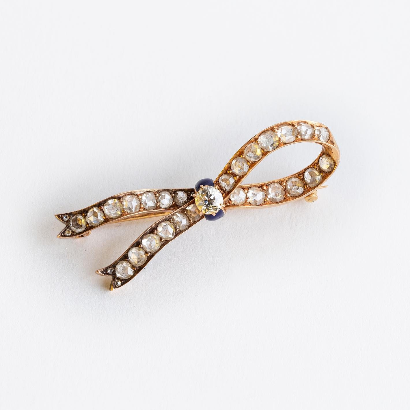 Prendedor oro, diamantes y esmalte - Imagen 2
