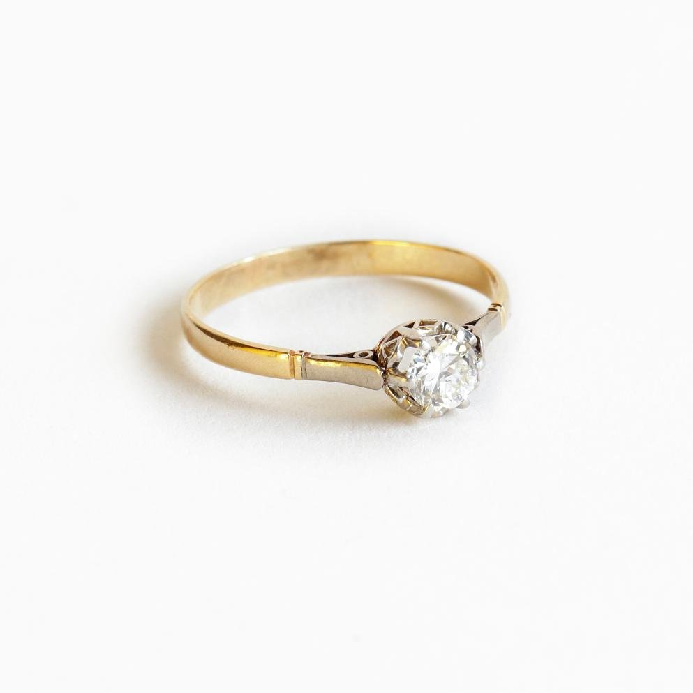 Anillo oro 18 K y brillante
