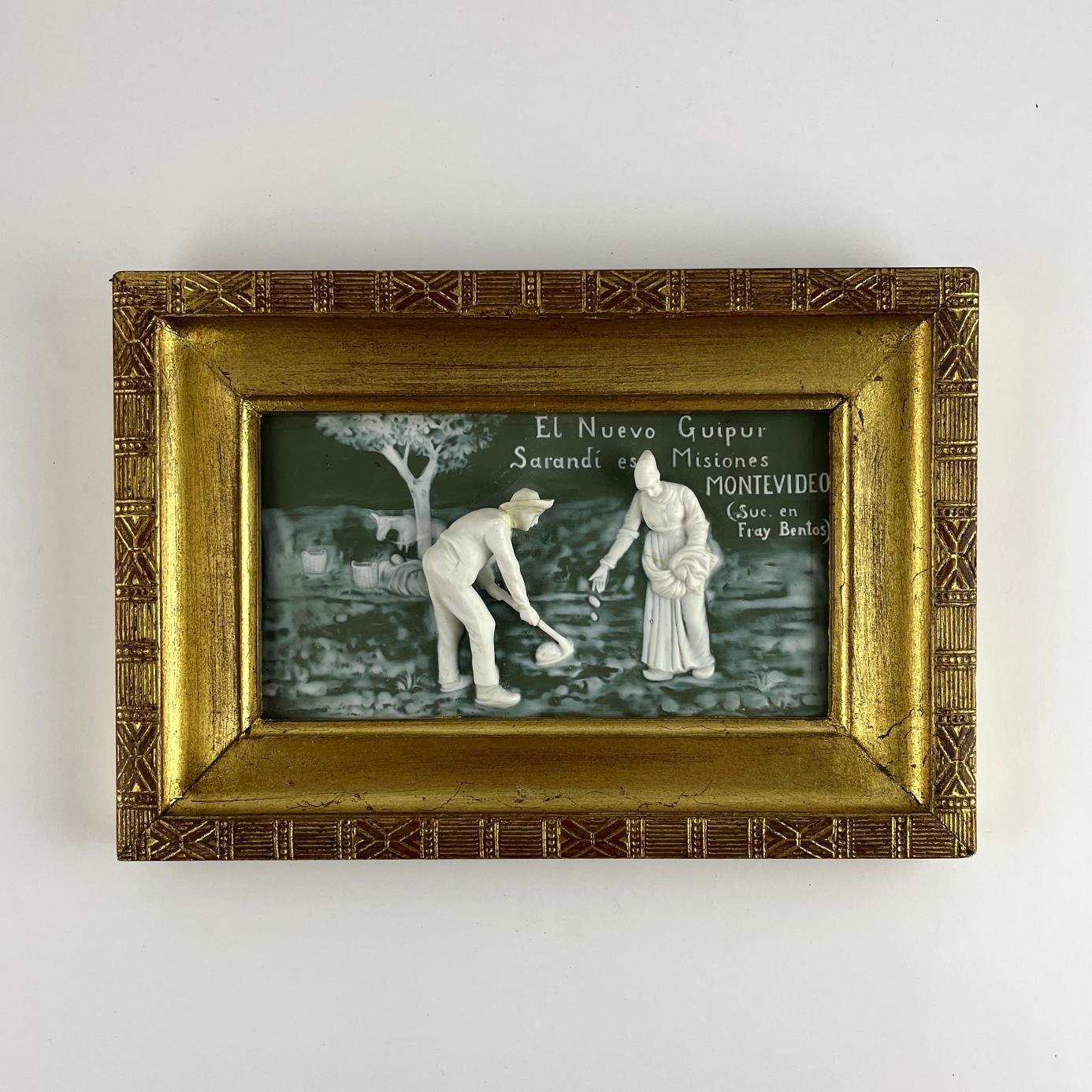 Placa en porcelana biscuit