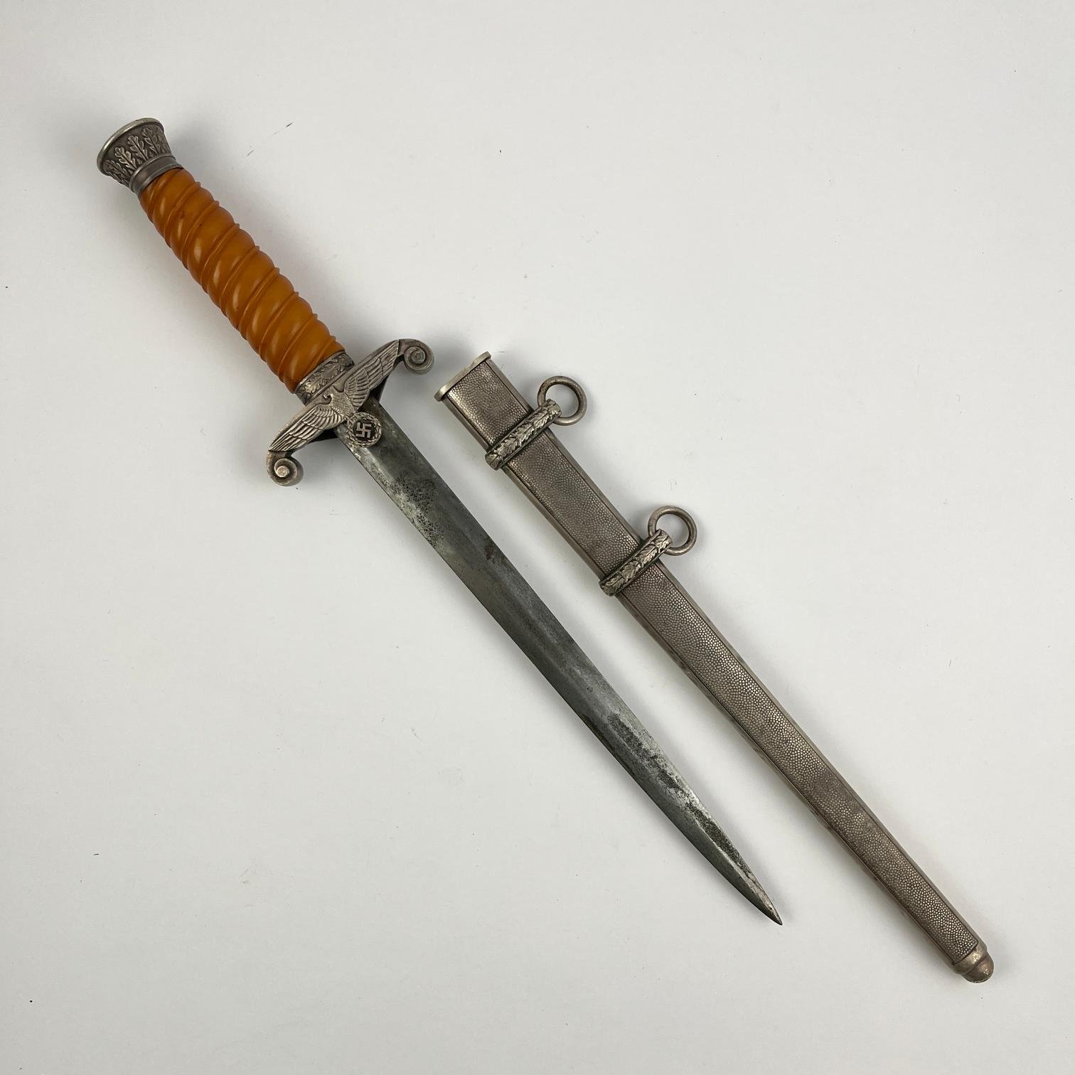 Espadín de oficial del ejército alemán WWII - Imagen 2