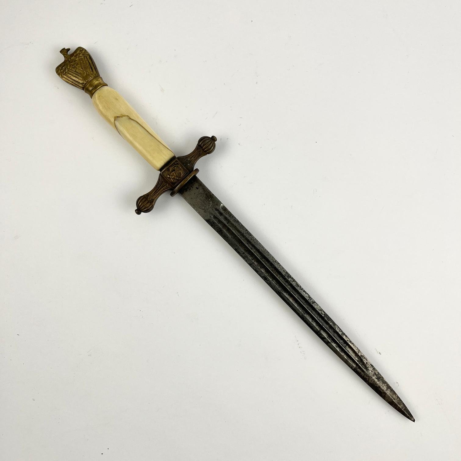 Espadín alemán de oficial de la Kriegsmarine WWII.