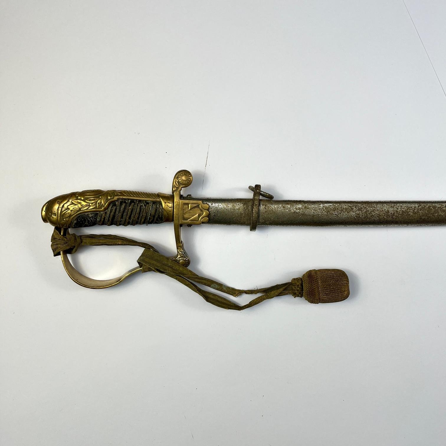 Sable de oficial del Ejército Nacional de Uruguay 1920