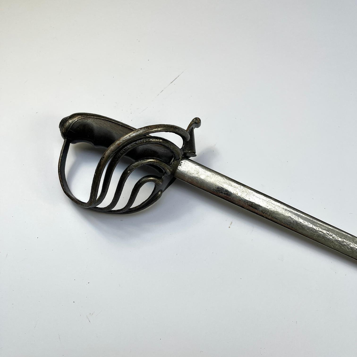 Sable recto modelo 1889