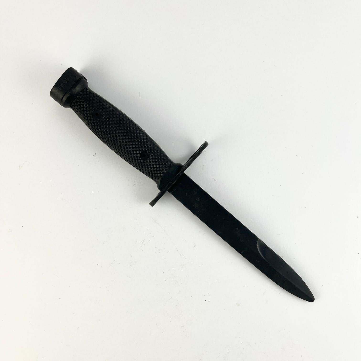 Bayoneta M7 de entrenamiento