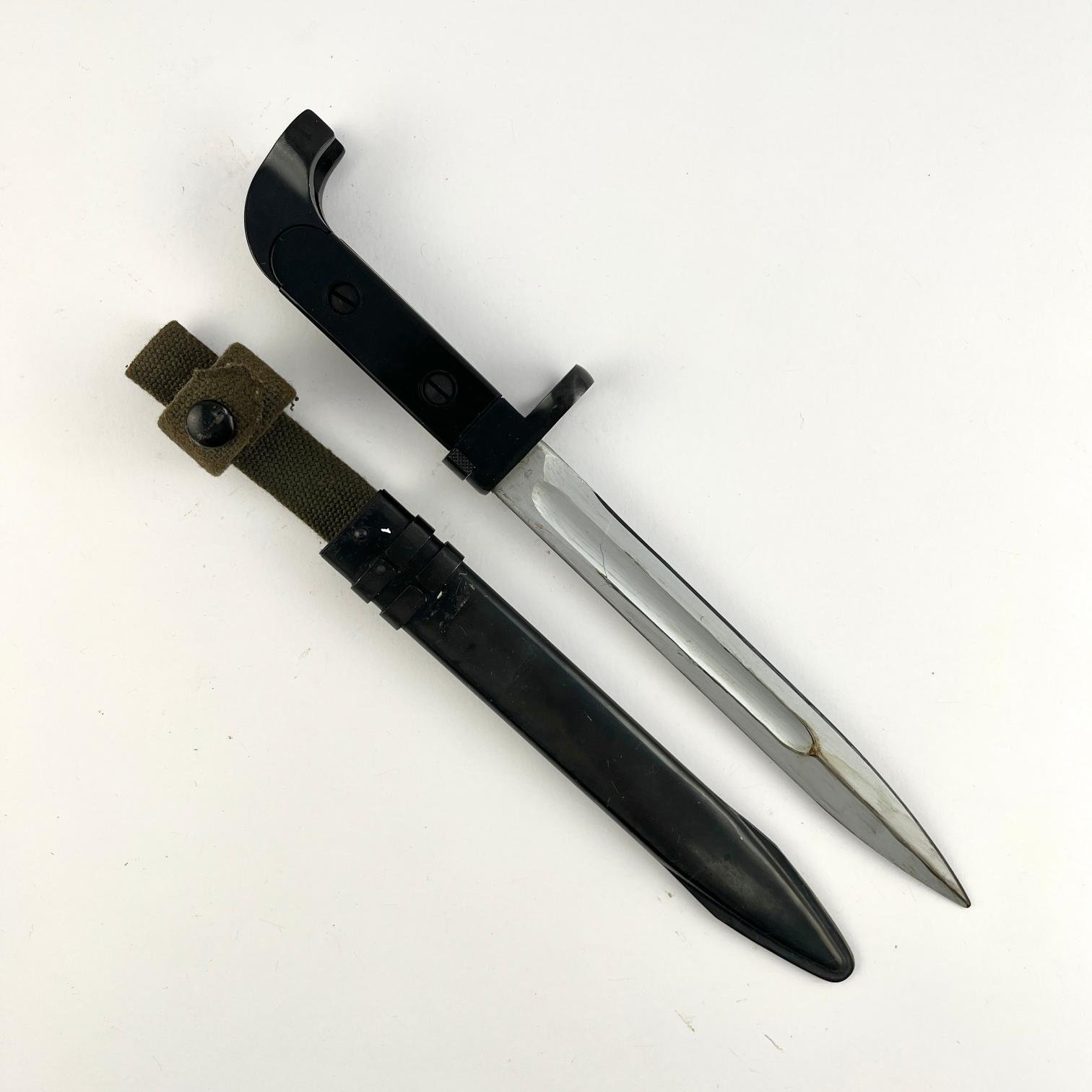 Bayoneta alemana para fusil Kalashnikov AK47