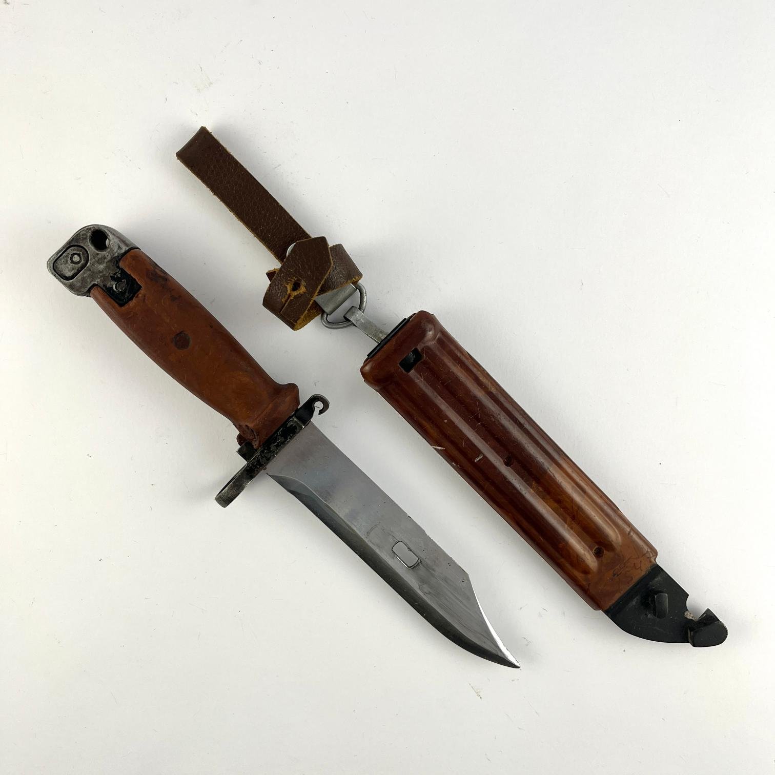 Bayoneta rusa para fusil Kalashnikov AK47