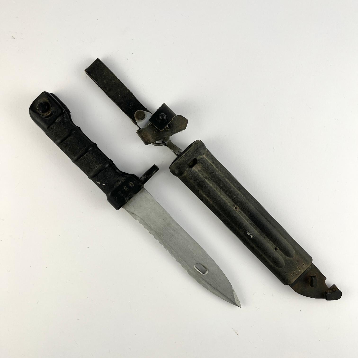 Bayoneta para fusil Kalashnikov AK47