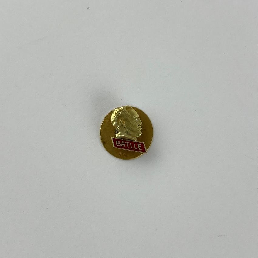 Pin solapero en oro 12 K amarillo "Batlle y Ordóñez"