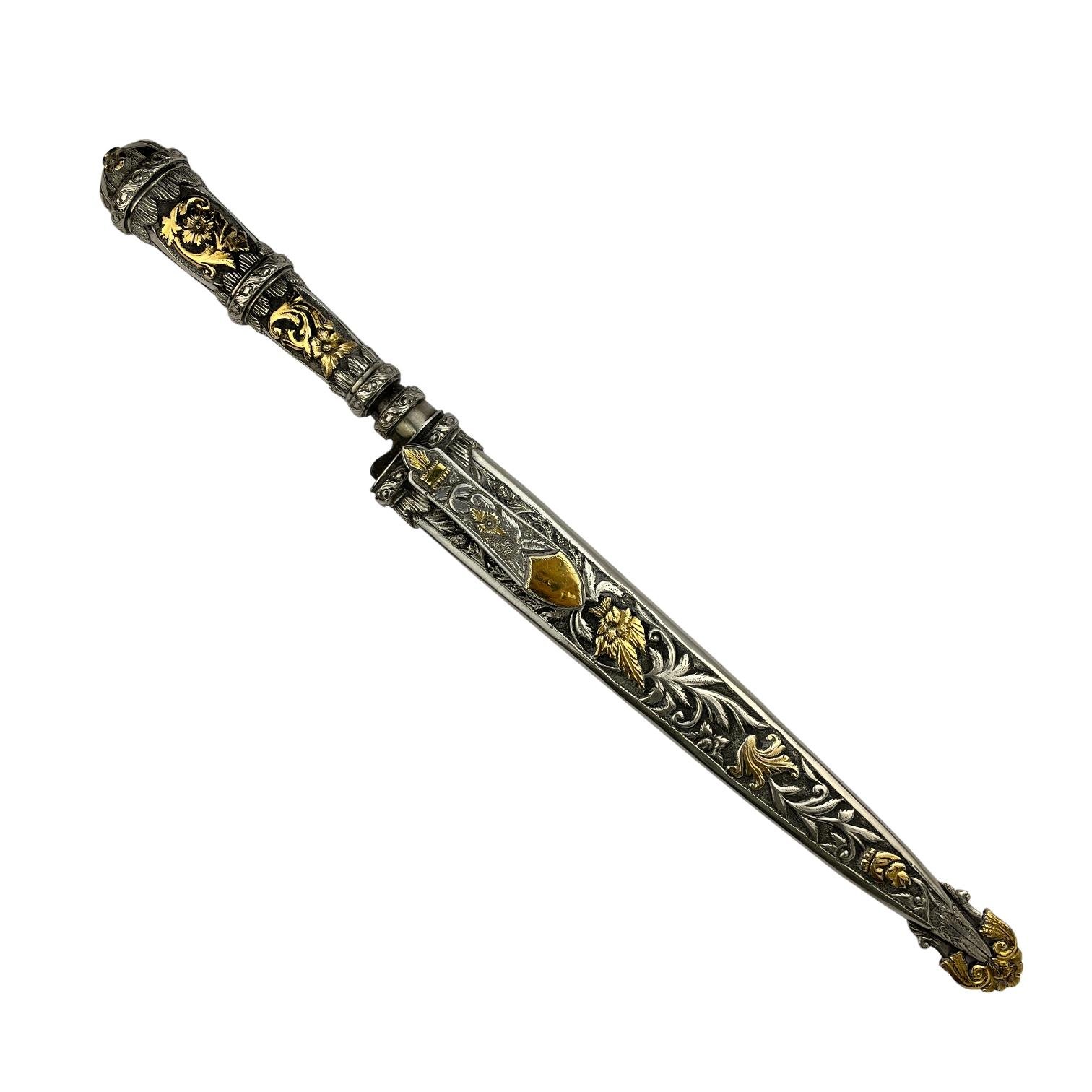 Cuchillo criollo en plata y oro