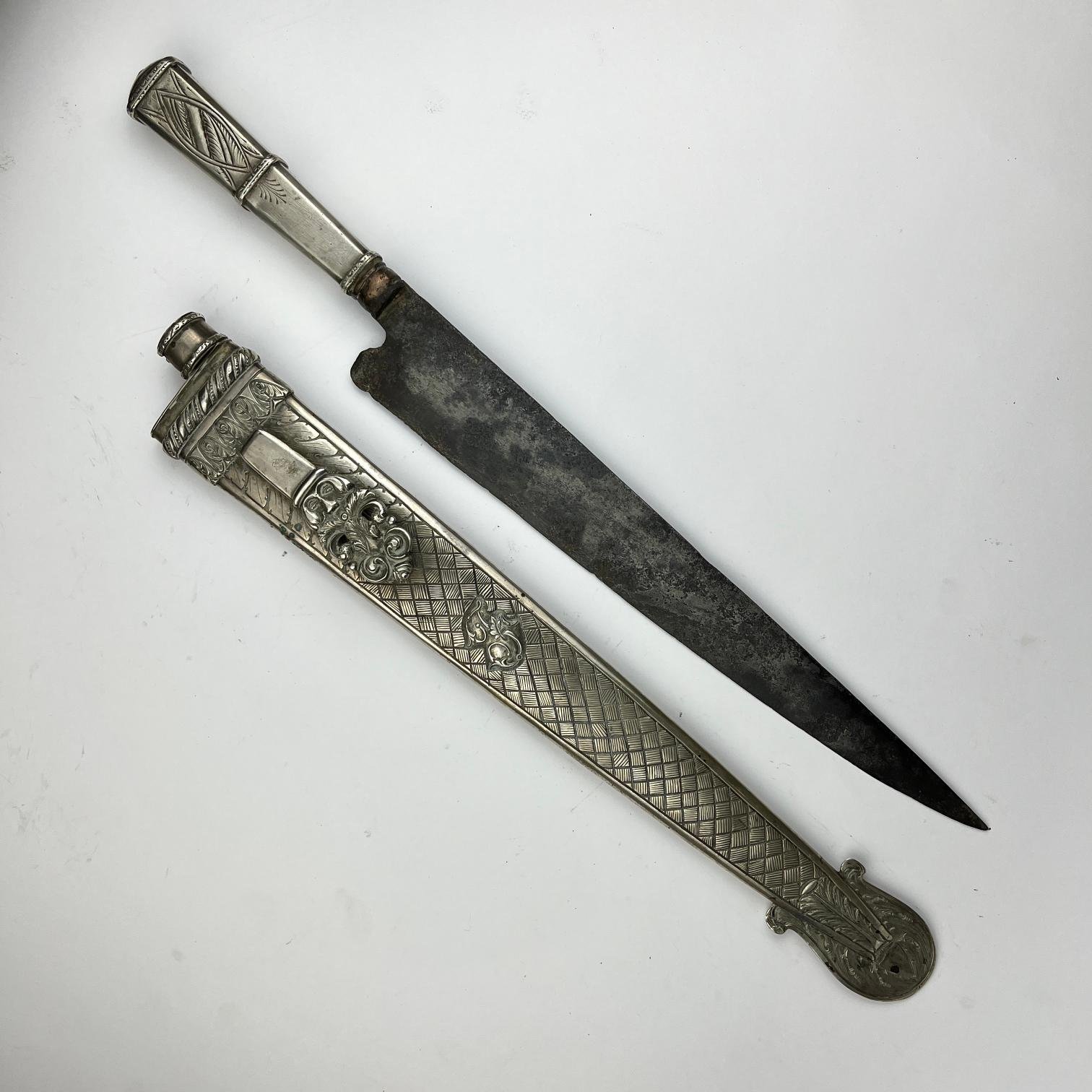 Cuchillo criollo "Cazador al Filo" en plata - Imagen 2