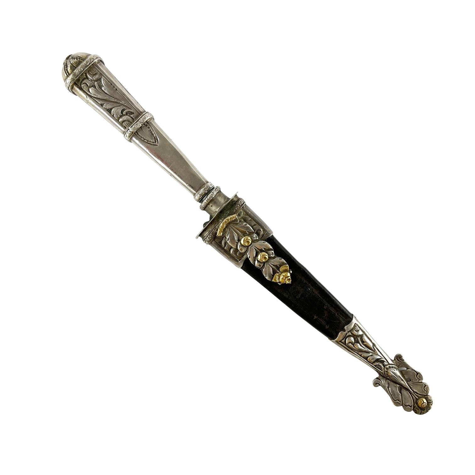 Cuchillo criollo "Sol" en plata y oro