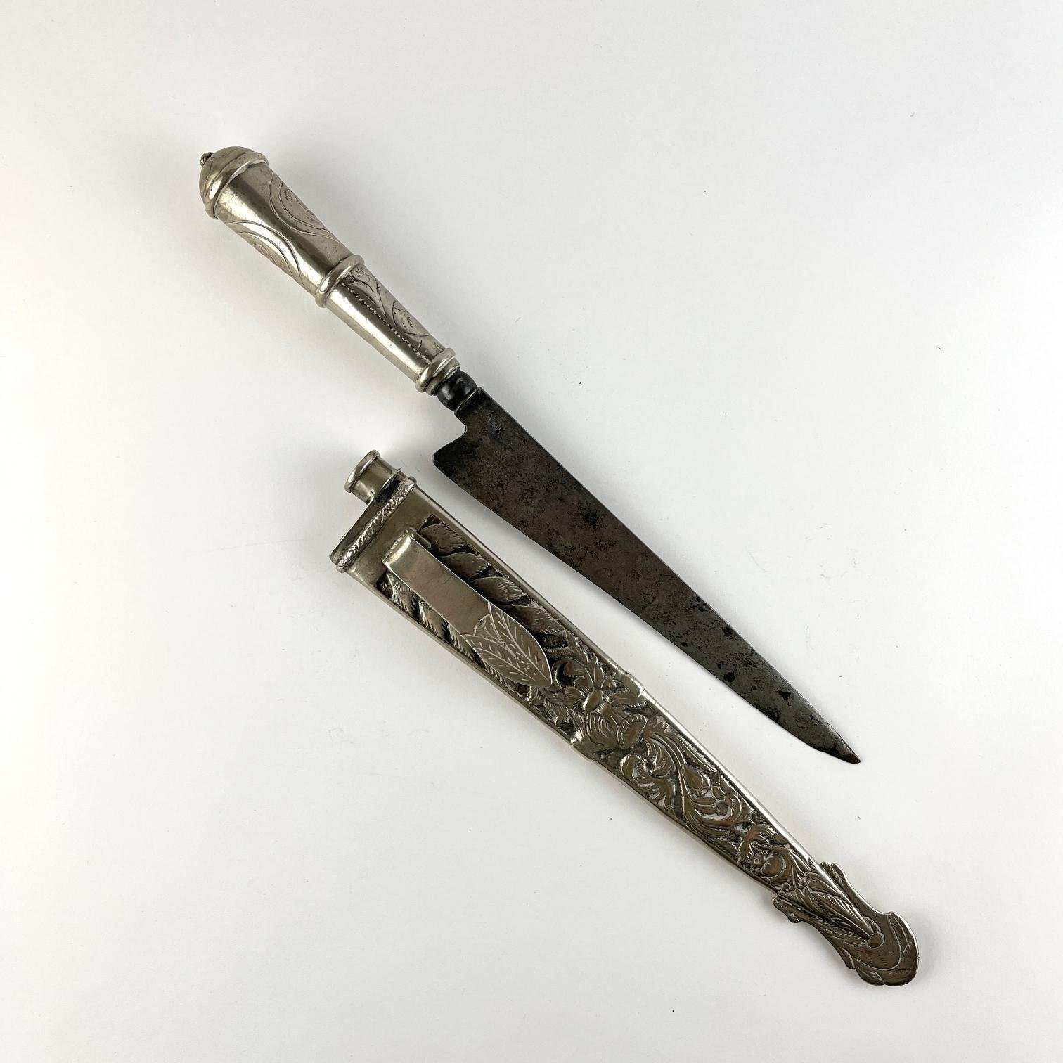 Cuchillo criollo "Armería Nacional" en plata - Imagen 2