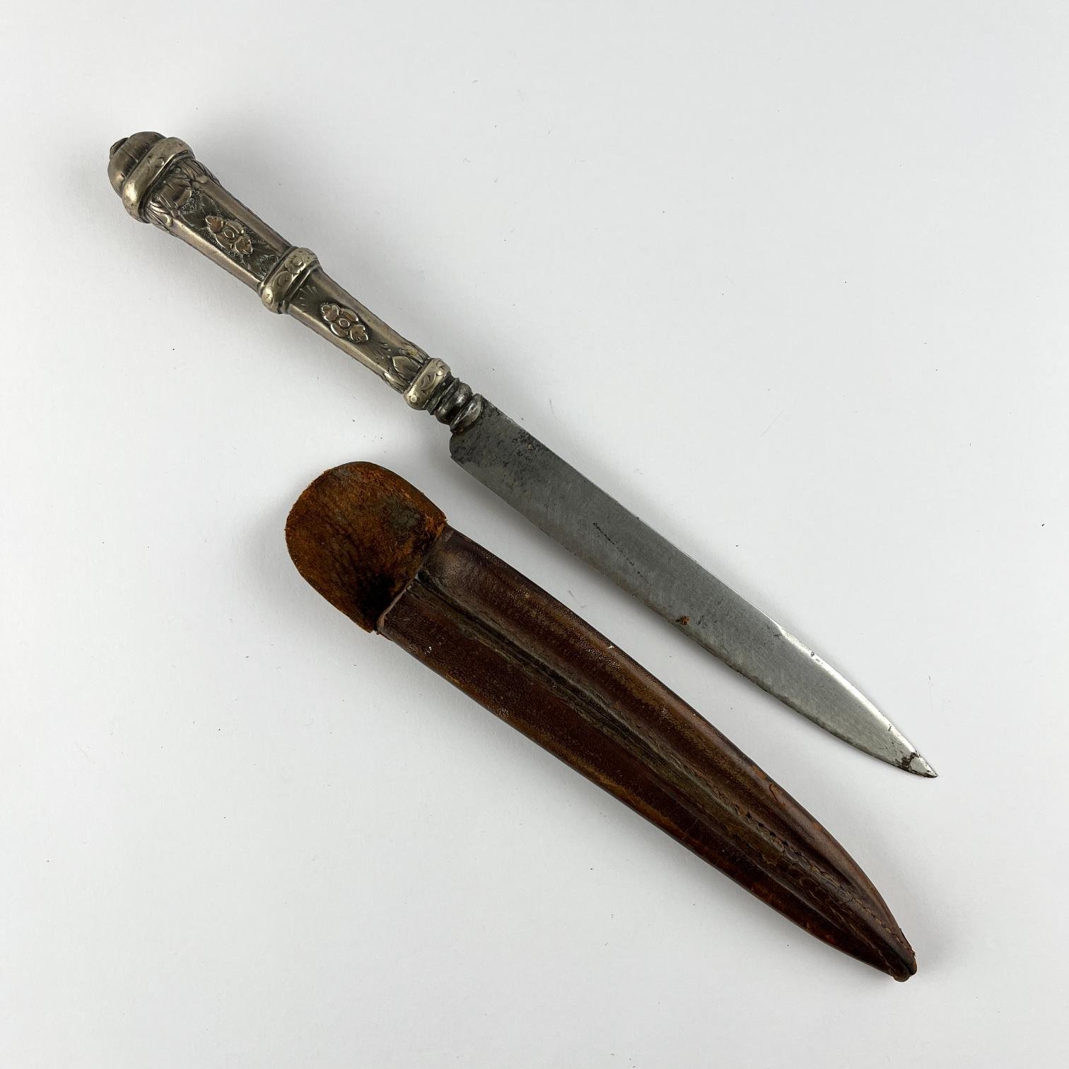 Cuchillo criollo "Lima" en plata y oro