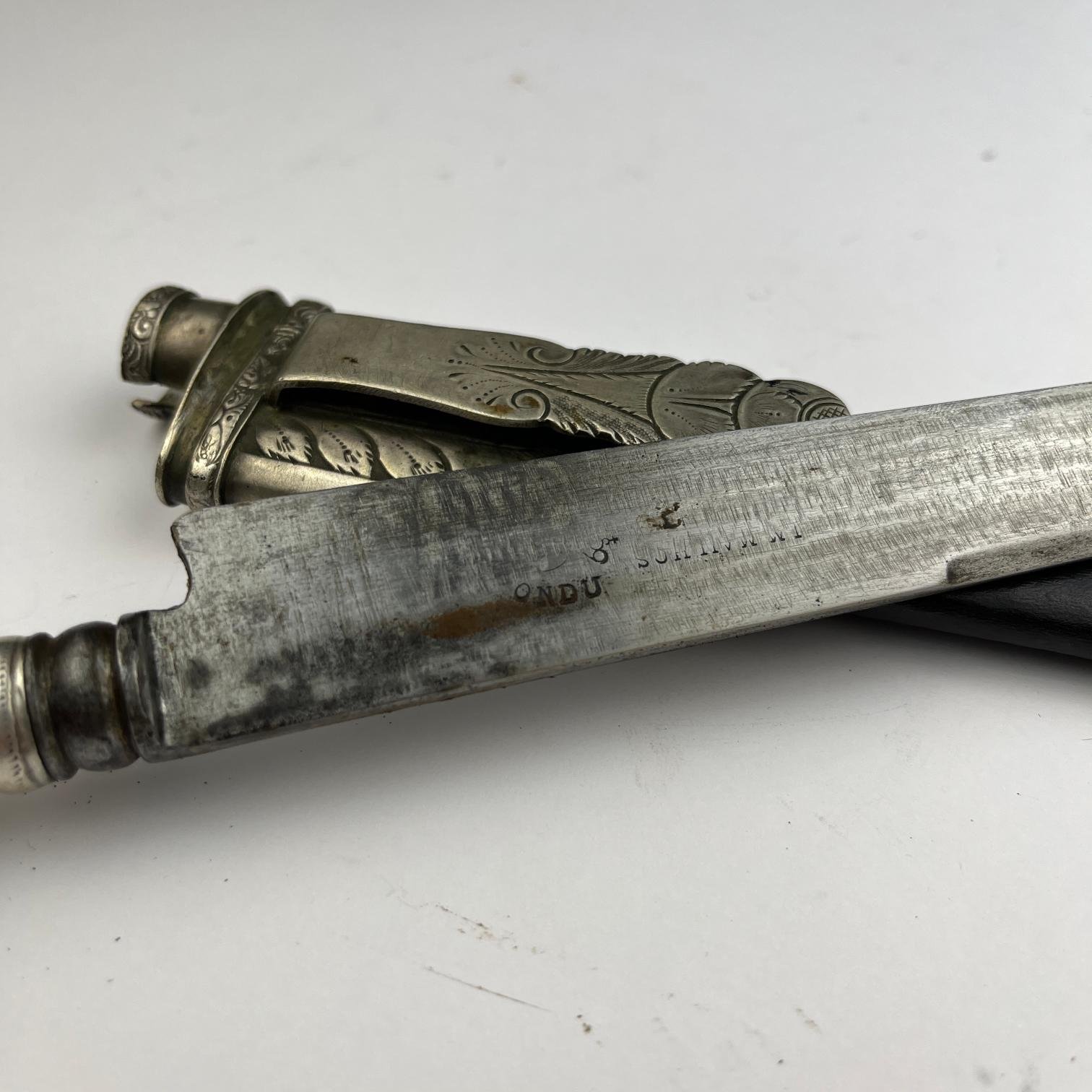 Cuchillo criollo "Cazador al Filo" en plata - Imagen 3