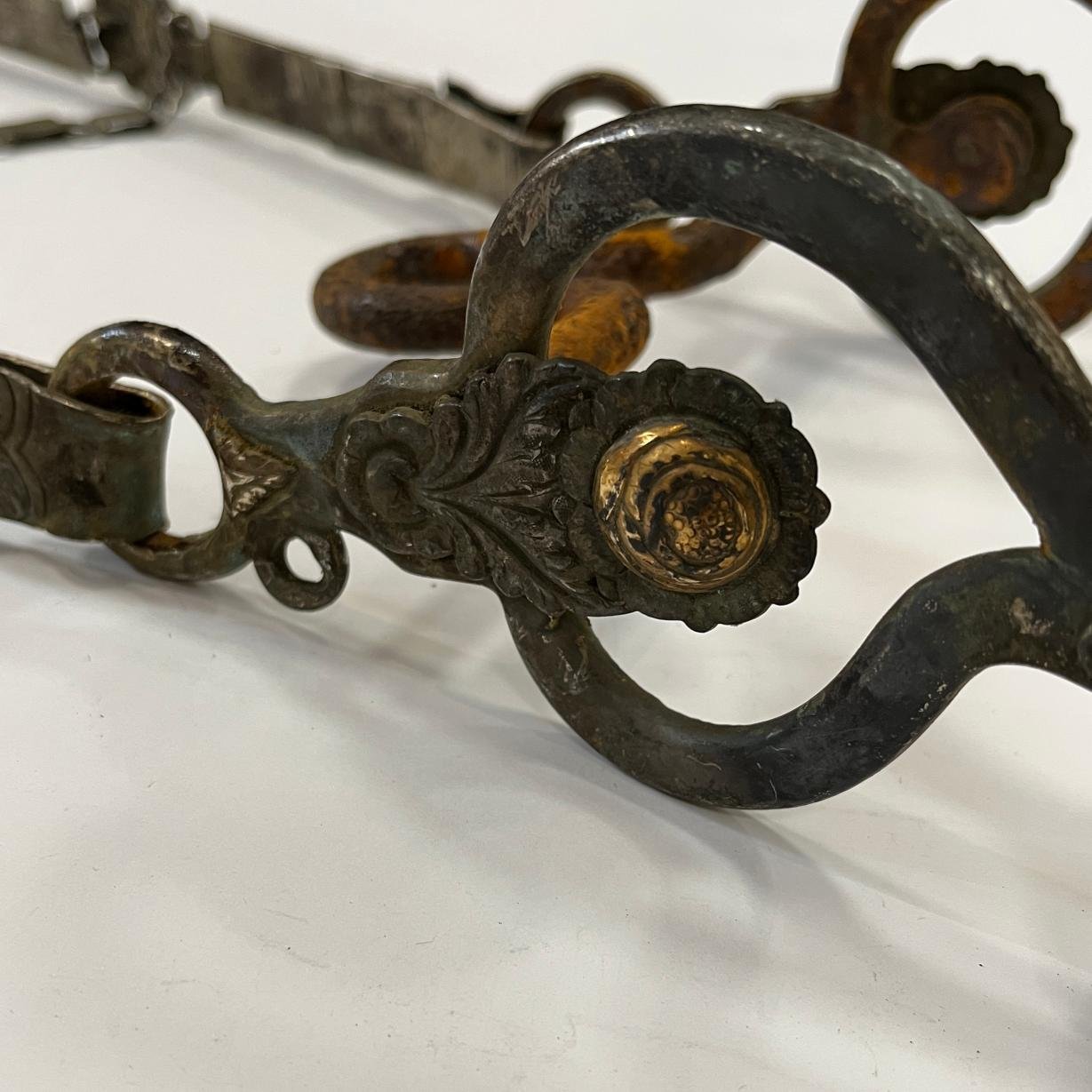 Freno en hierro forjado, plata y oro - Imagen 2