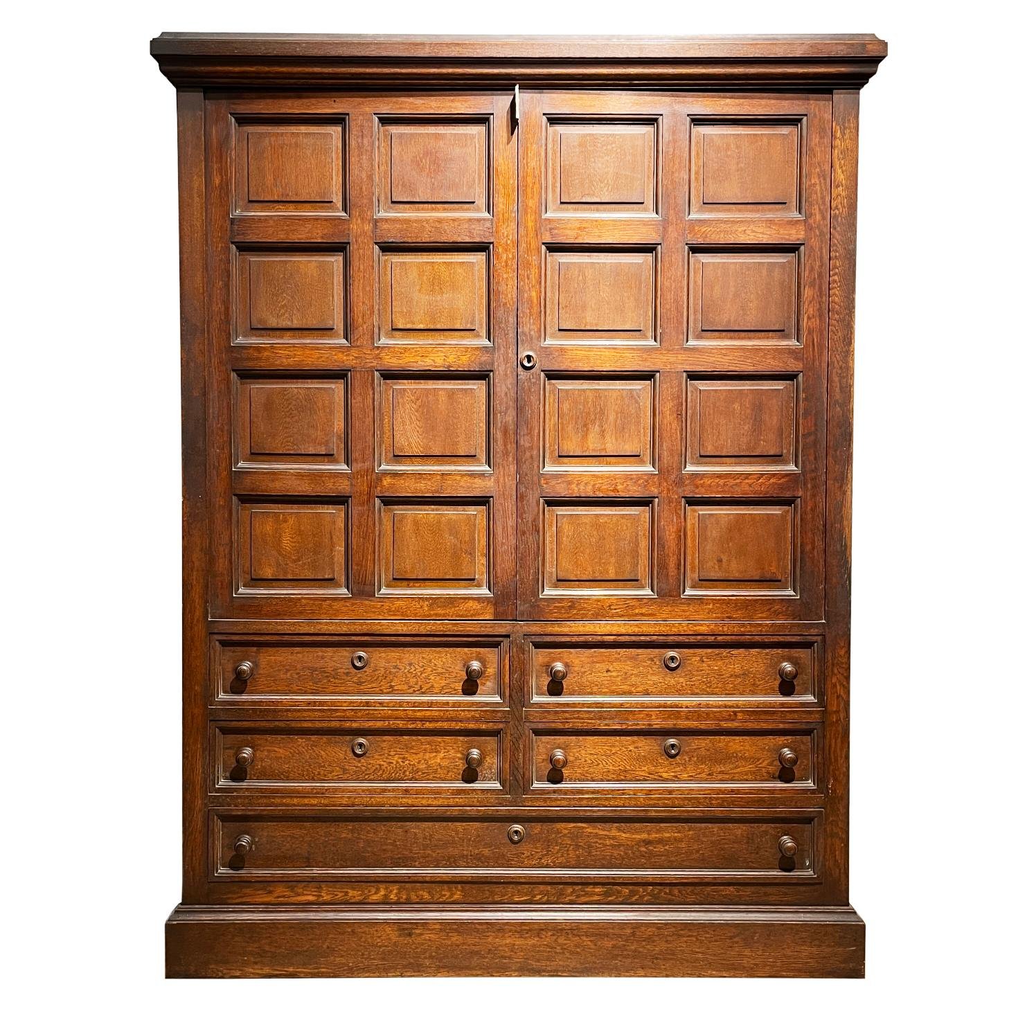 Mueble archivero J.E. Pivel Devoto